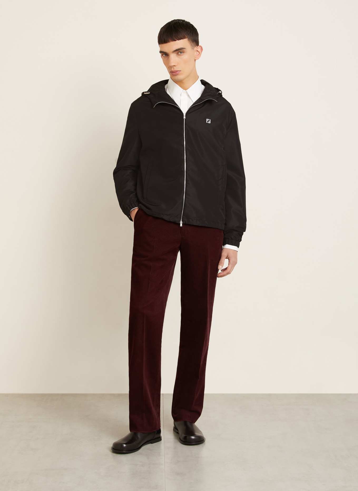 FENDI bunda: ČERNÁ