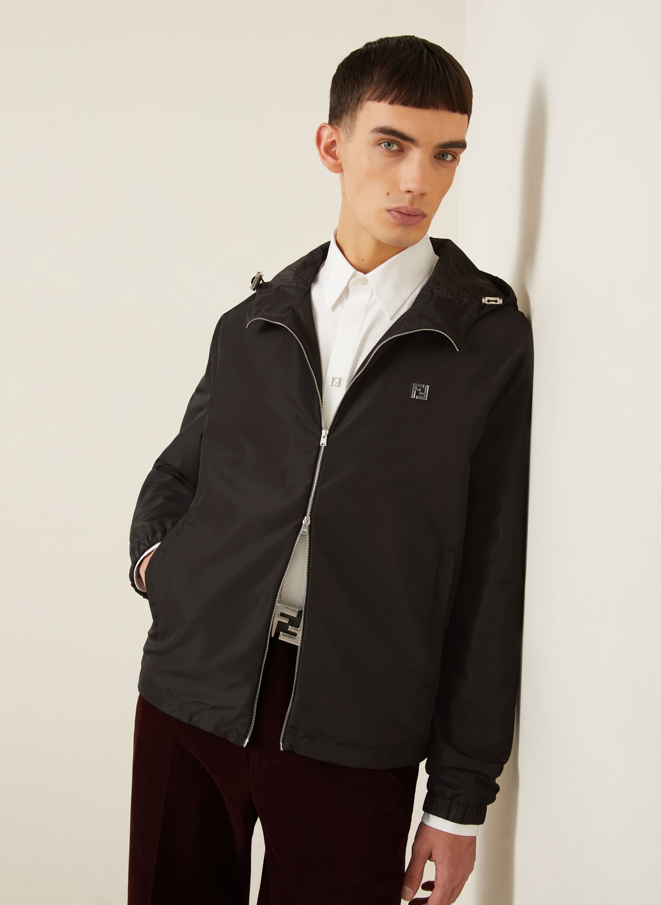 FENDI bunda: ČERNÁ