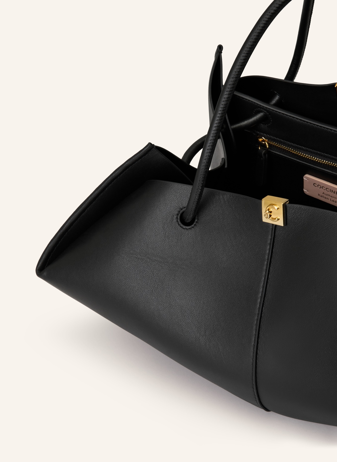 COCCINELLE Shopper KAMY: SCHWARZ