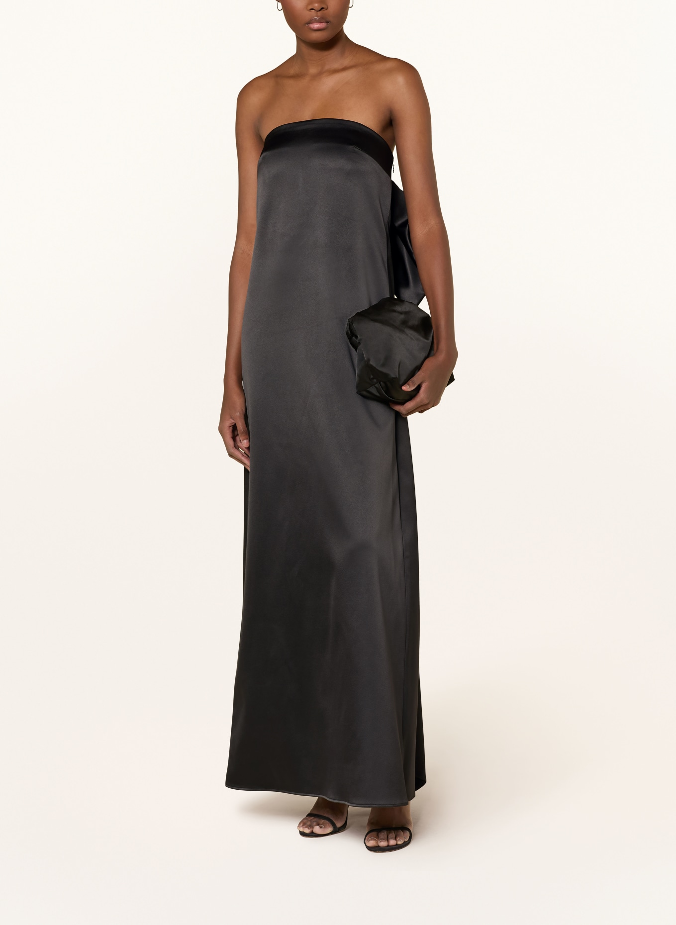 MALINA Večerní šaty ELMINA: ČERNÁ