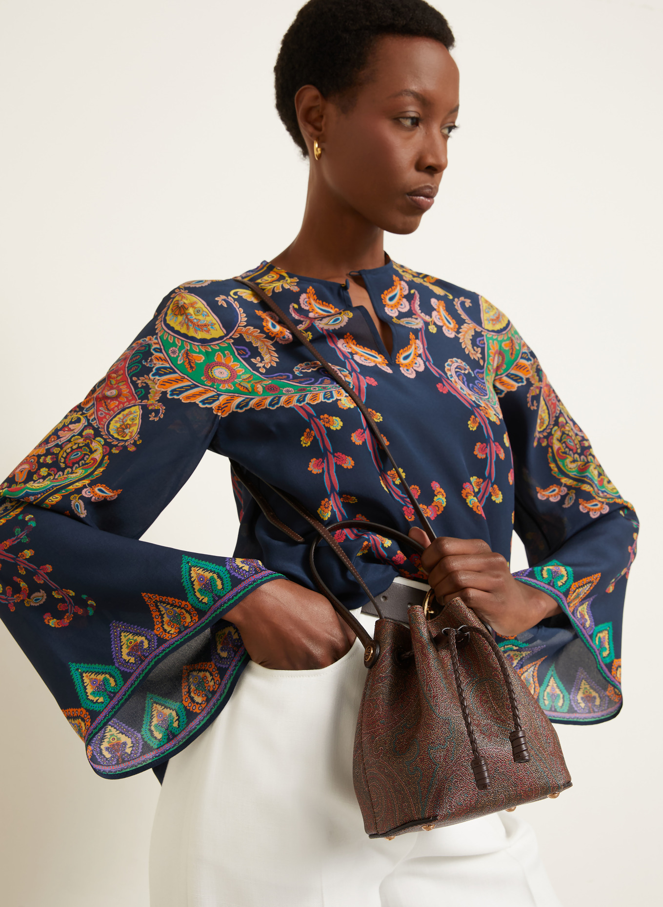 ETRO Beuteltasche: DUNKELBRAUN / GOLD / DUNKELROT