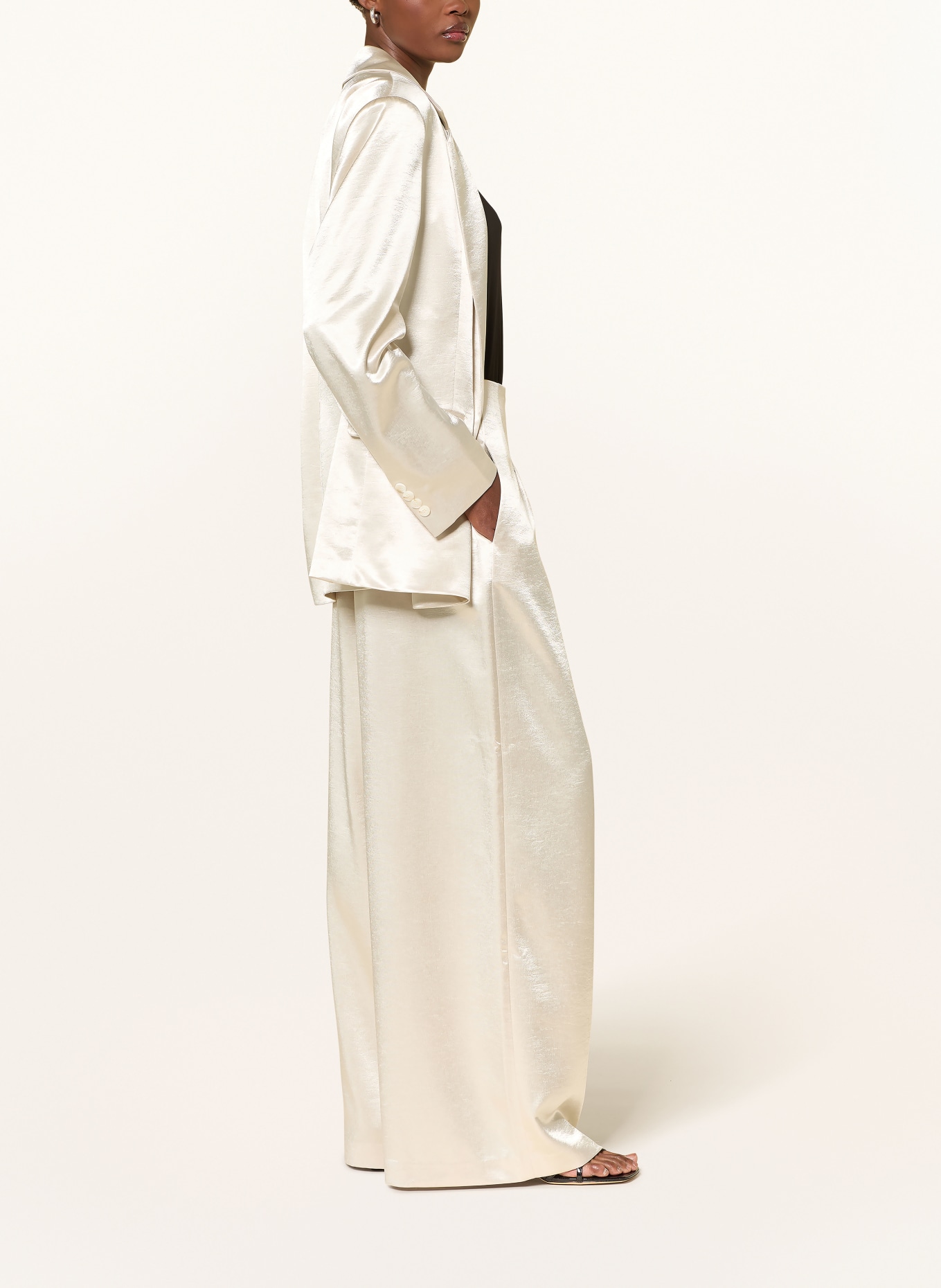 MRS & HUGS Satin flared pants: CREAM