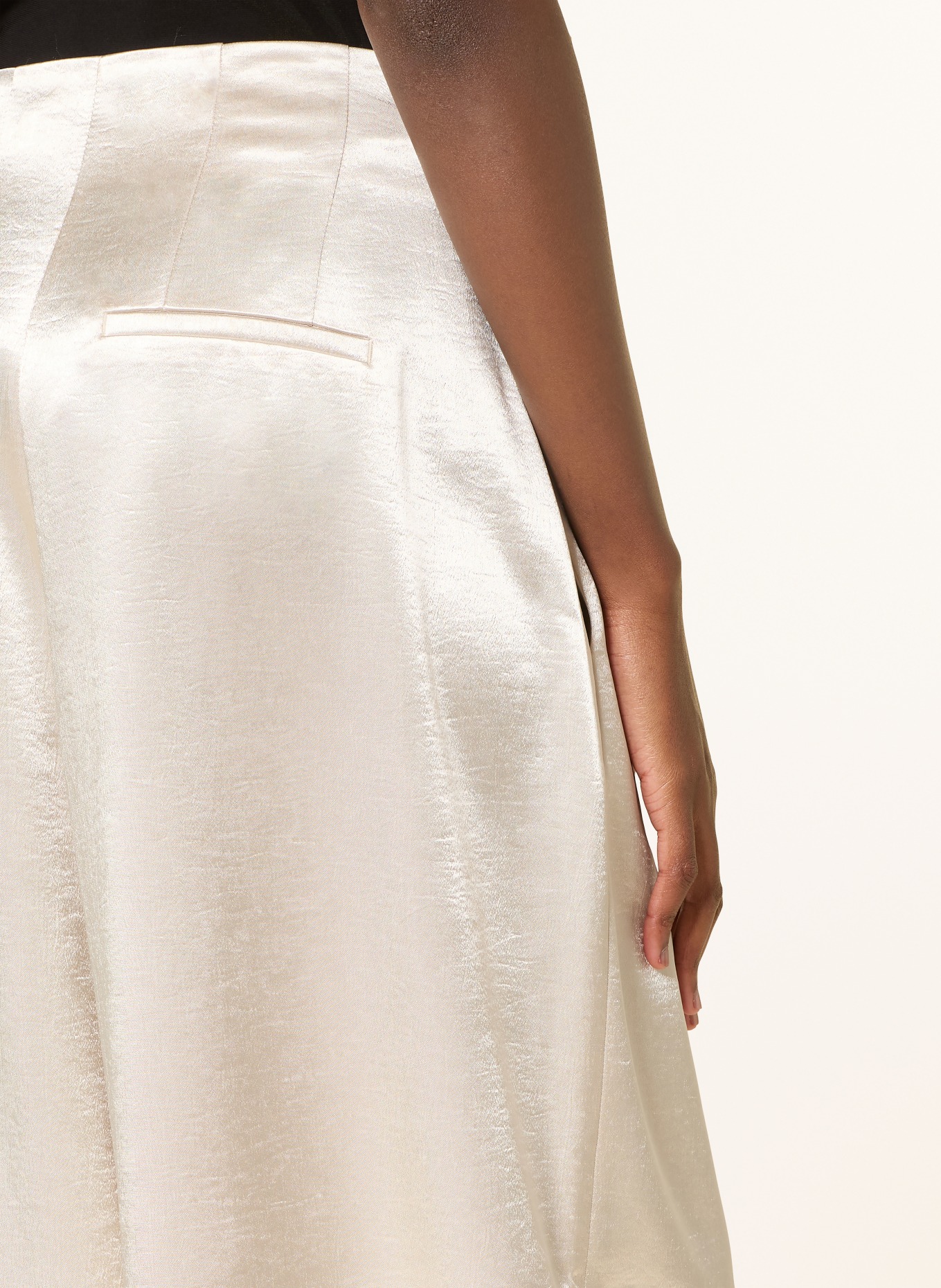 MRS & HUGS Satin flared pants: CREAM