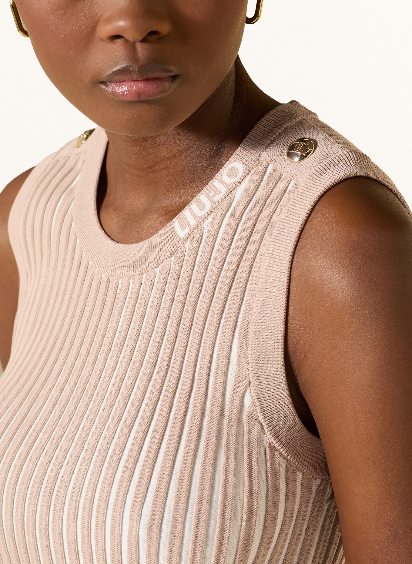 LIU JO dzianinowy top: BEŻOWY / KREMOWY