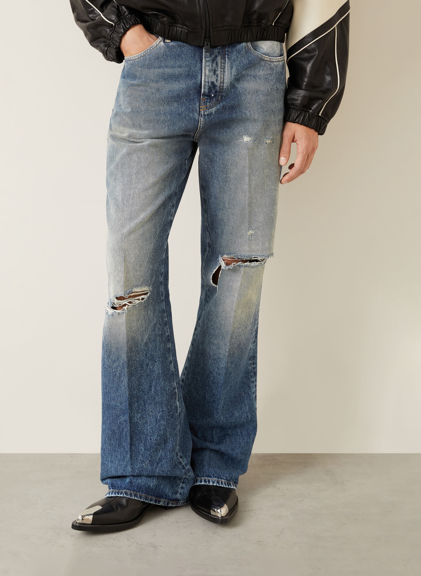 AMIRI Destroyed jeans SLASHED Regular Fit: 597 Denim Lapis