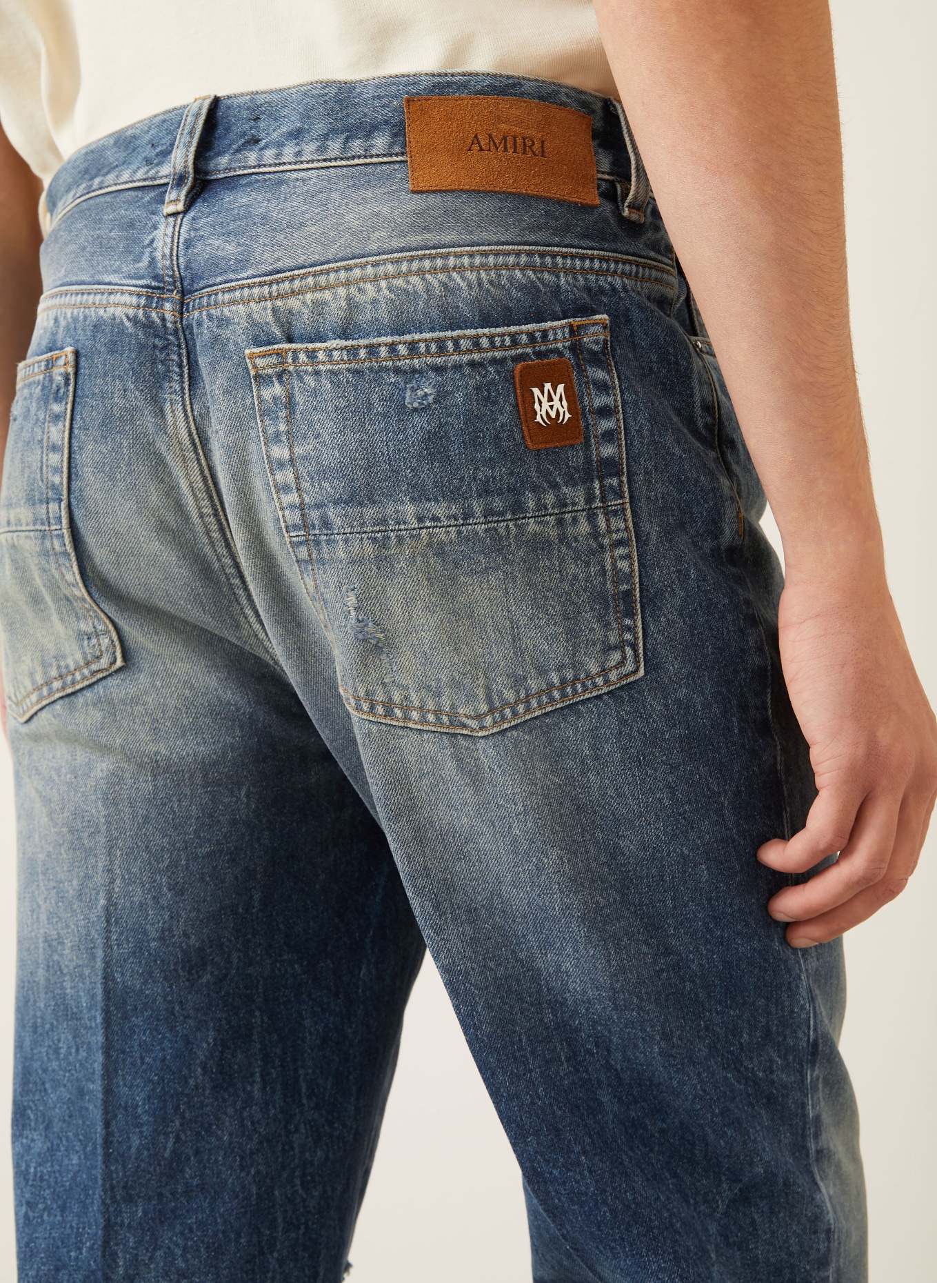 AMIRI Destroyed jeans SLASHED Regular Fit: 597 Denim Lapis