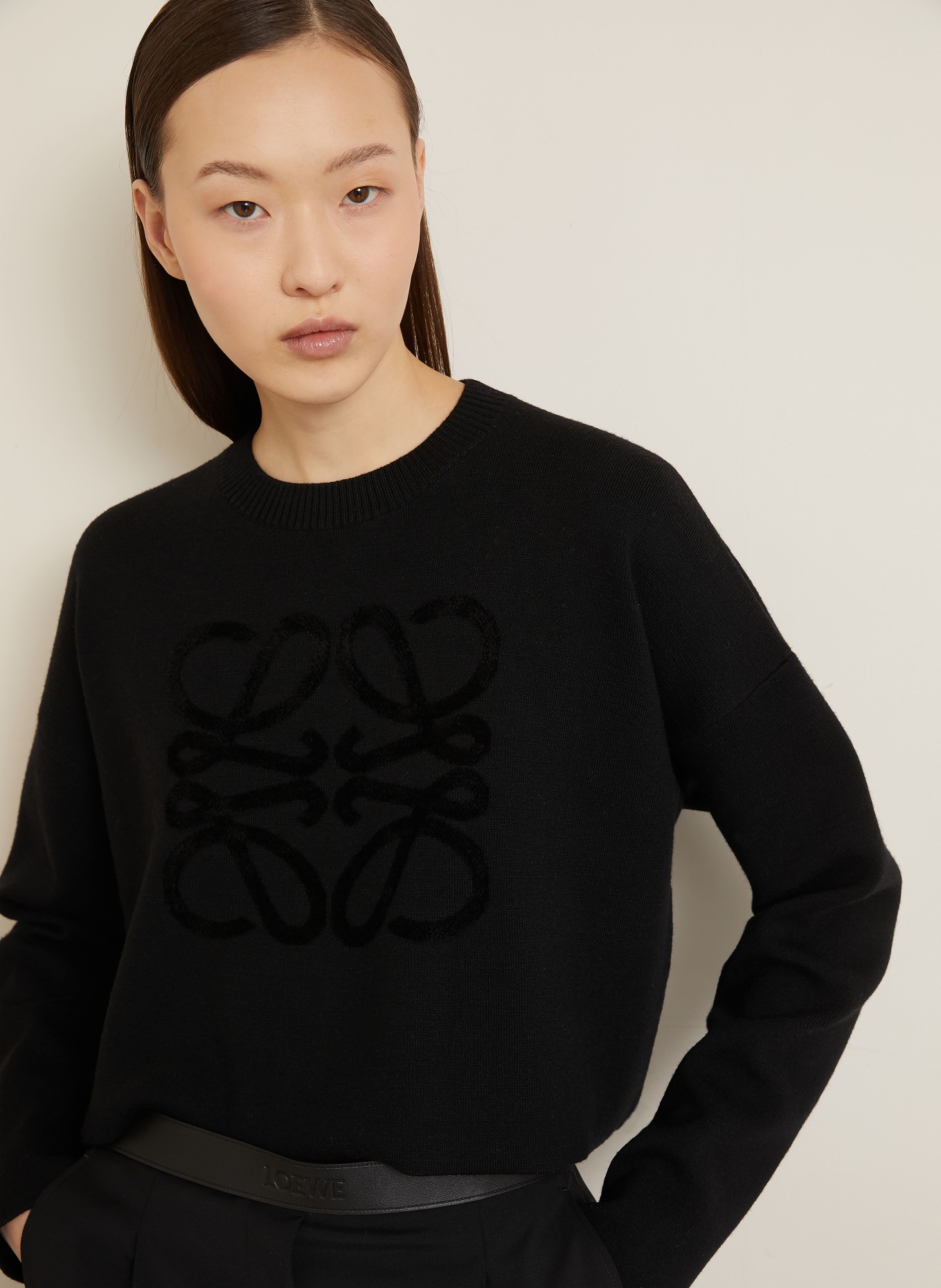 LOEWE sweter: CZARNY