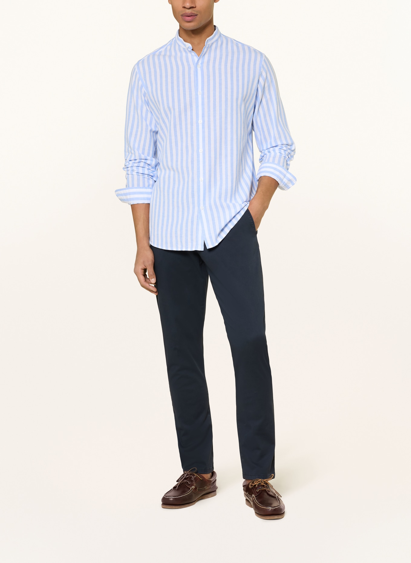 PAUL Comfort fit shirt with linen and stand-up collar: WHITE / LIGHT BLUE