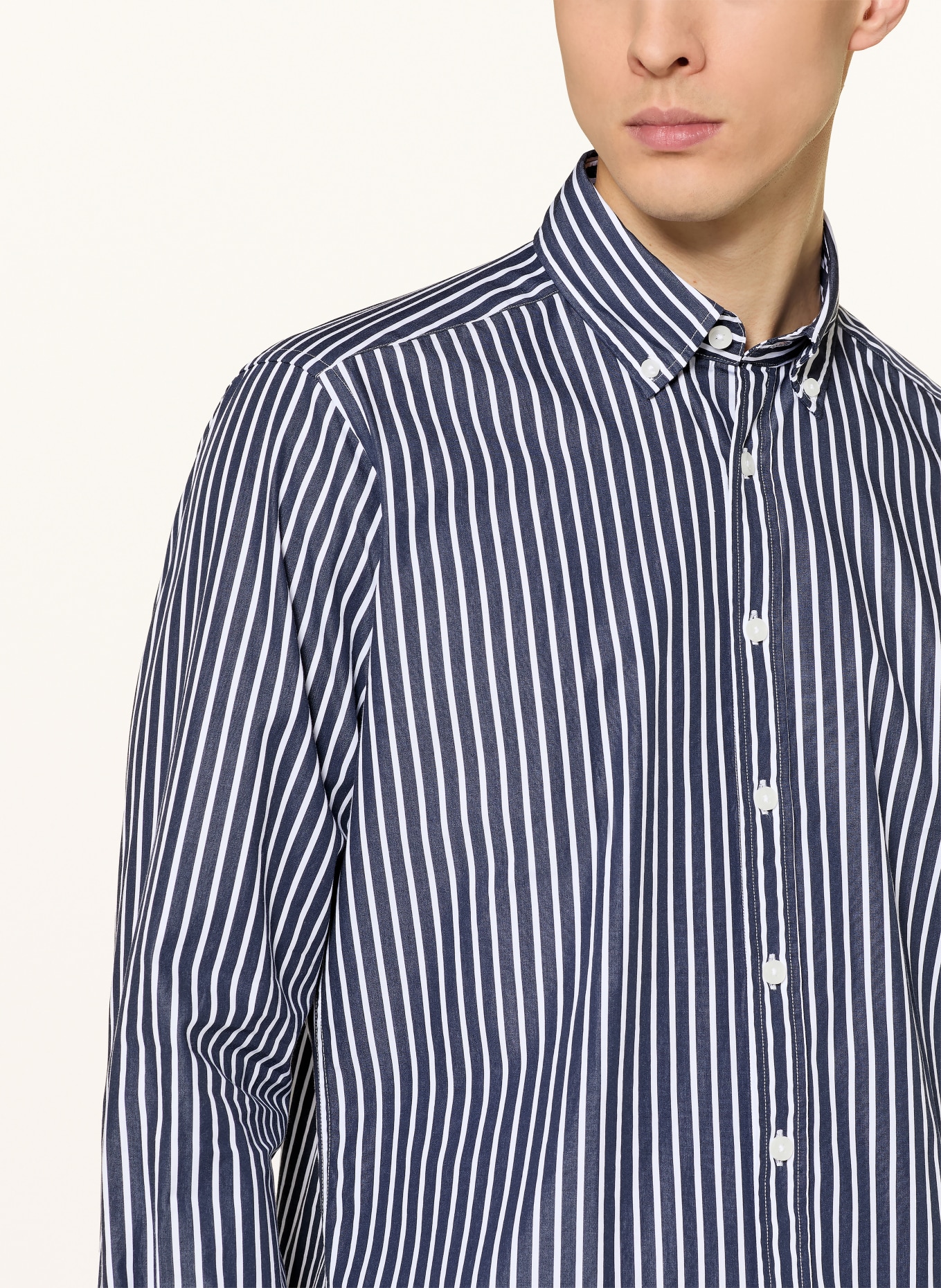 STROKESMAN'S Košile Comfort Fit: TMAVĚ MODRÁ / BÍLÁ