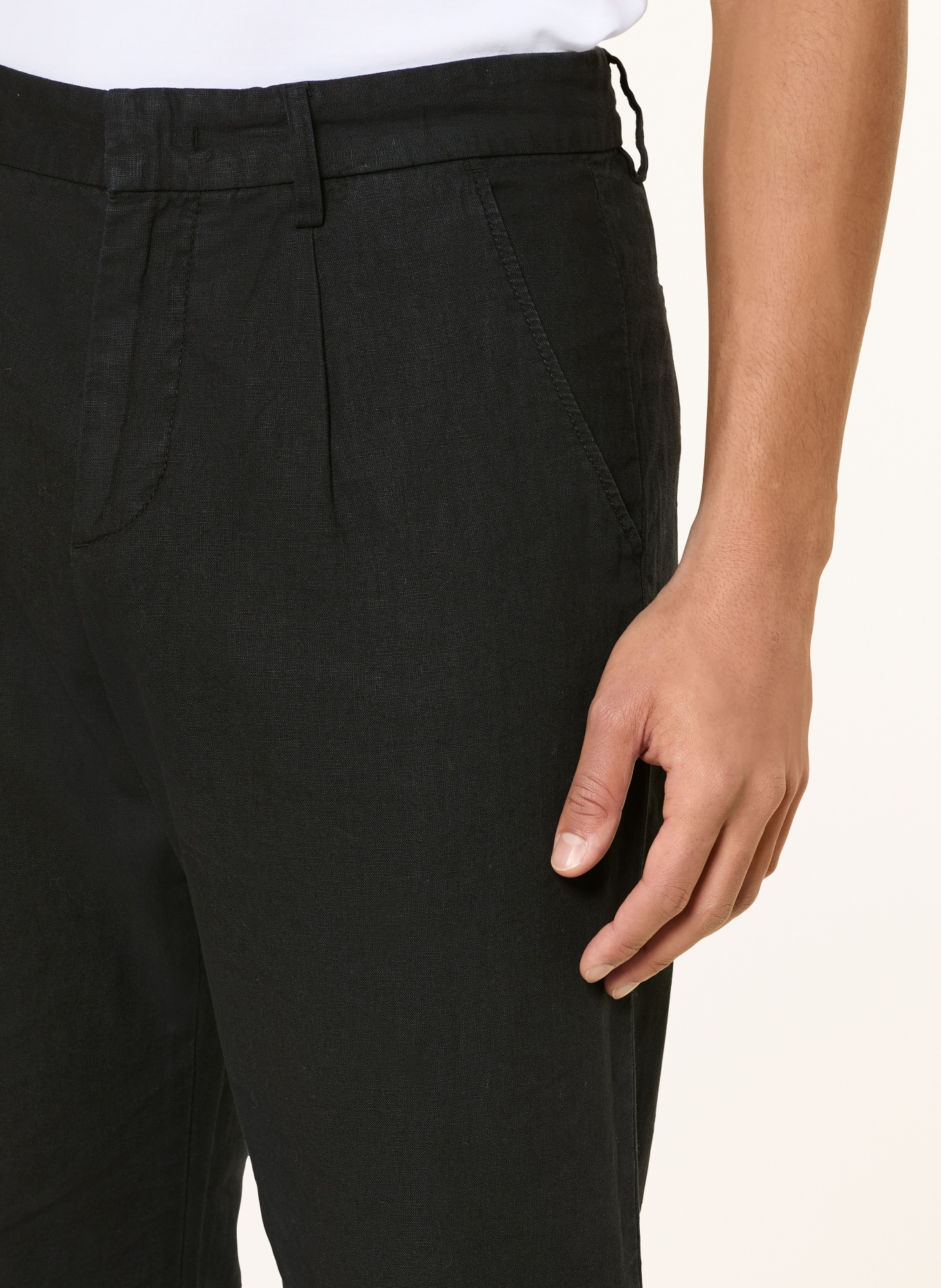 PAUL Chino Regular Fit mit Leinen: SCHWARZ