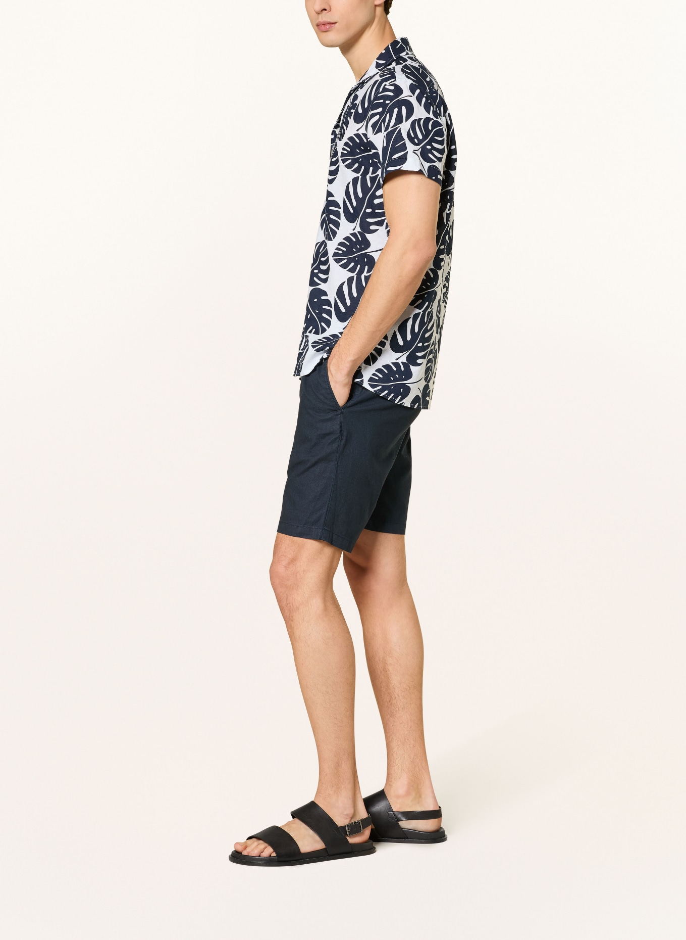 STROKESMAN'S Regular fit shorts with linen: DARK BLUE