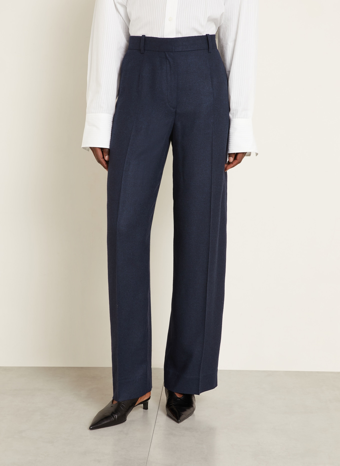 TOTEME Marlenehose aus Flannel: DUNKELBLAU