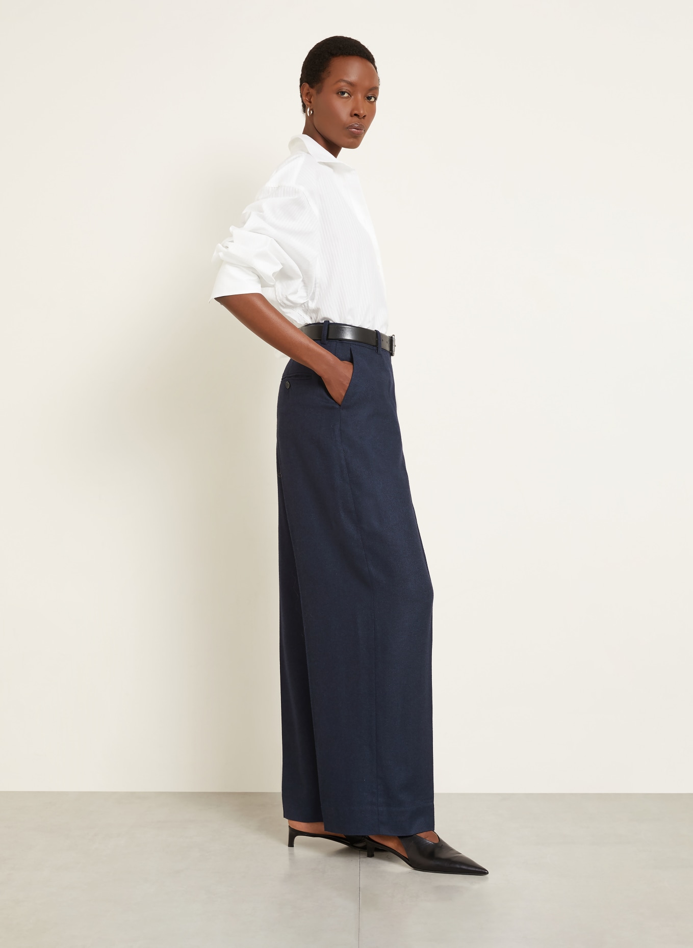 TOTEME Marlenehose aus Flannel: DUNKELBLAU