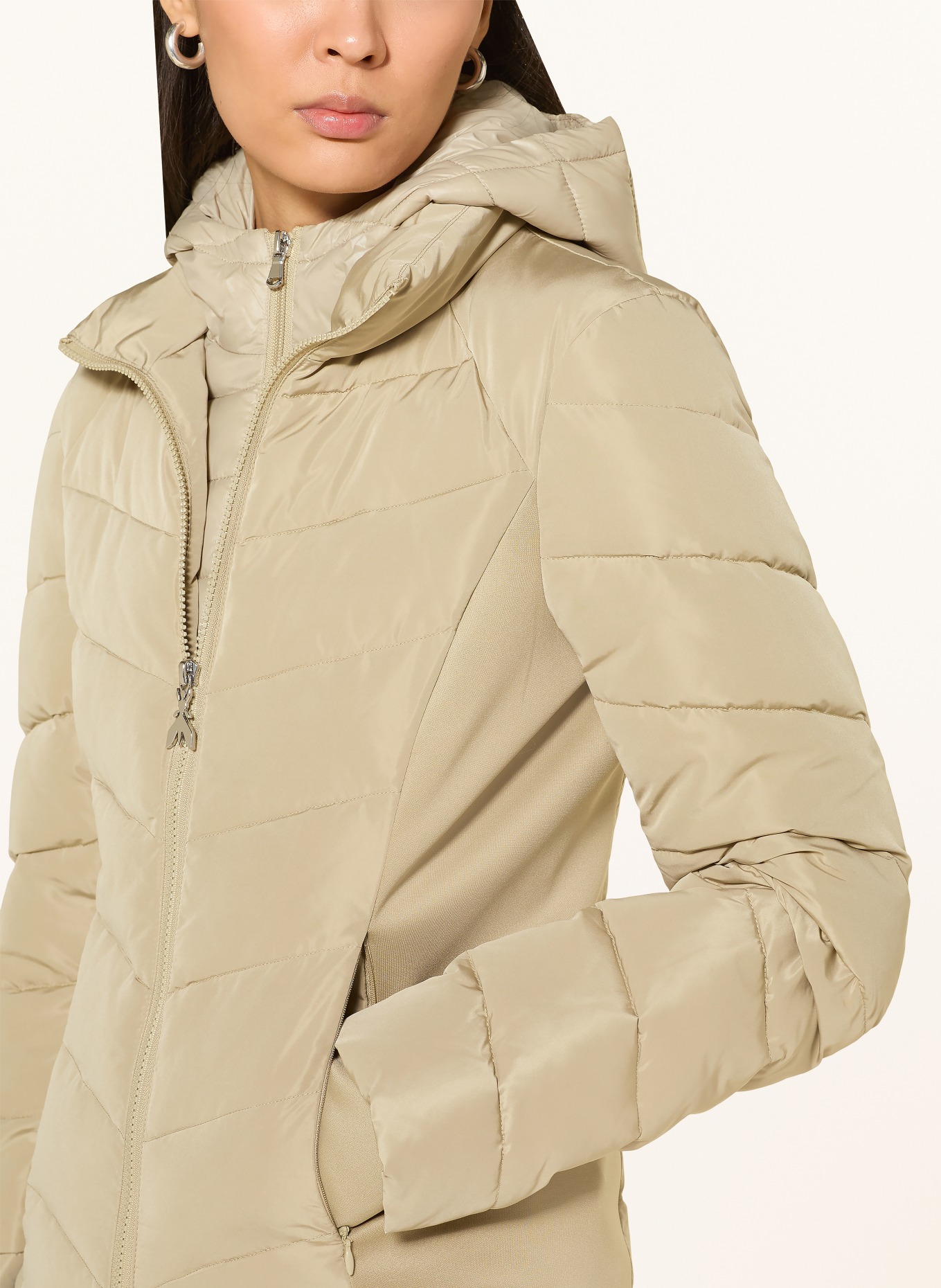 PATRIZIA PEPE Steppjacke im Materialmix mit herausnehmbarer Blende: KHAKI