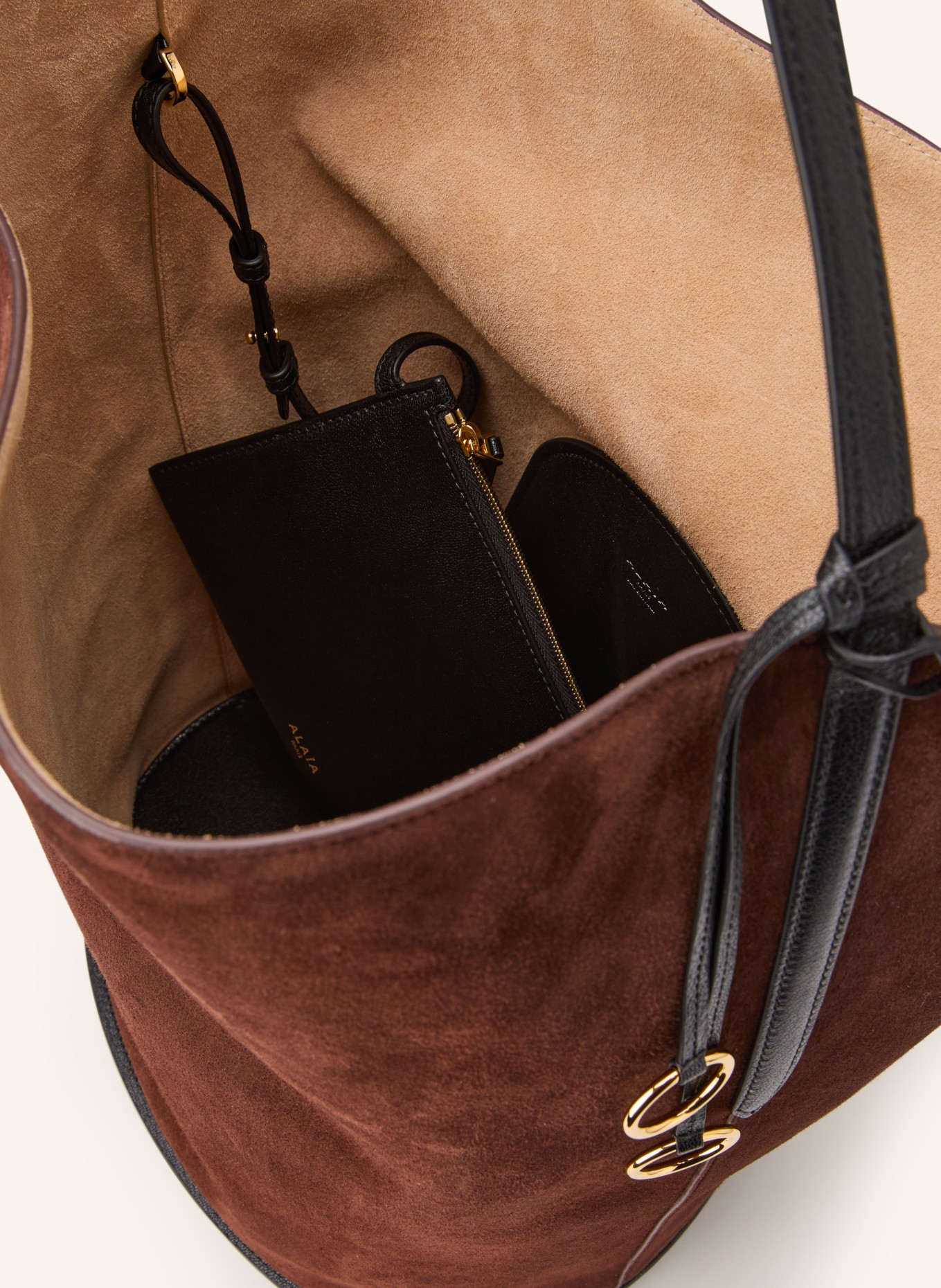 ALAÏA Taška přes rameno BUCKET s pouzdrem: TMAVĚ HNĚDÁ / ČERNÁ