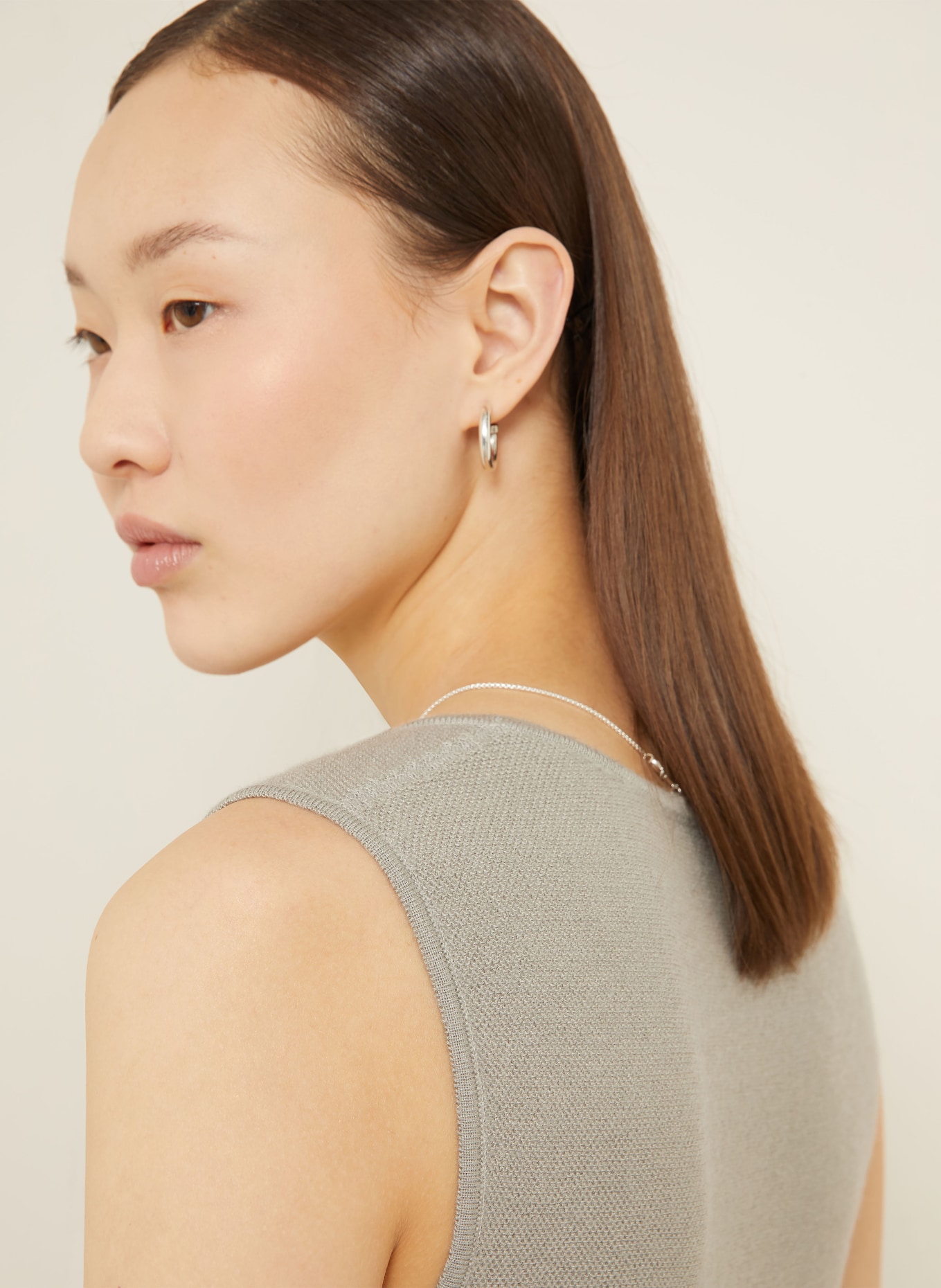 IRIS von ARNIM Dzianinowy top THYRA z kaszmiru i jedwabiu: SZARY