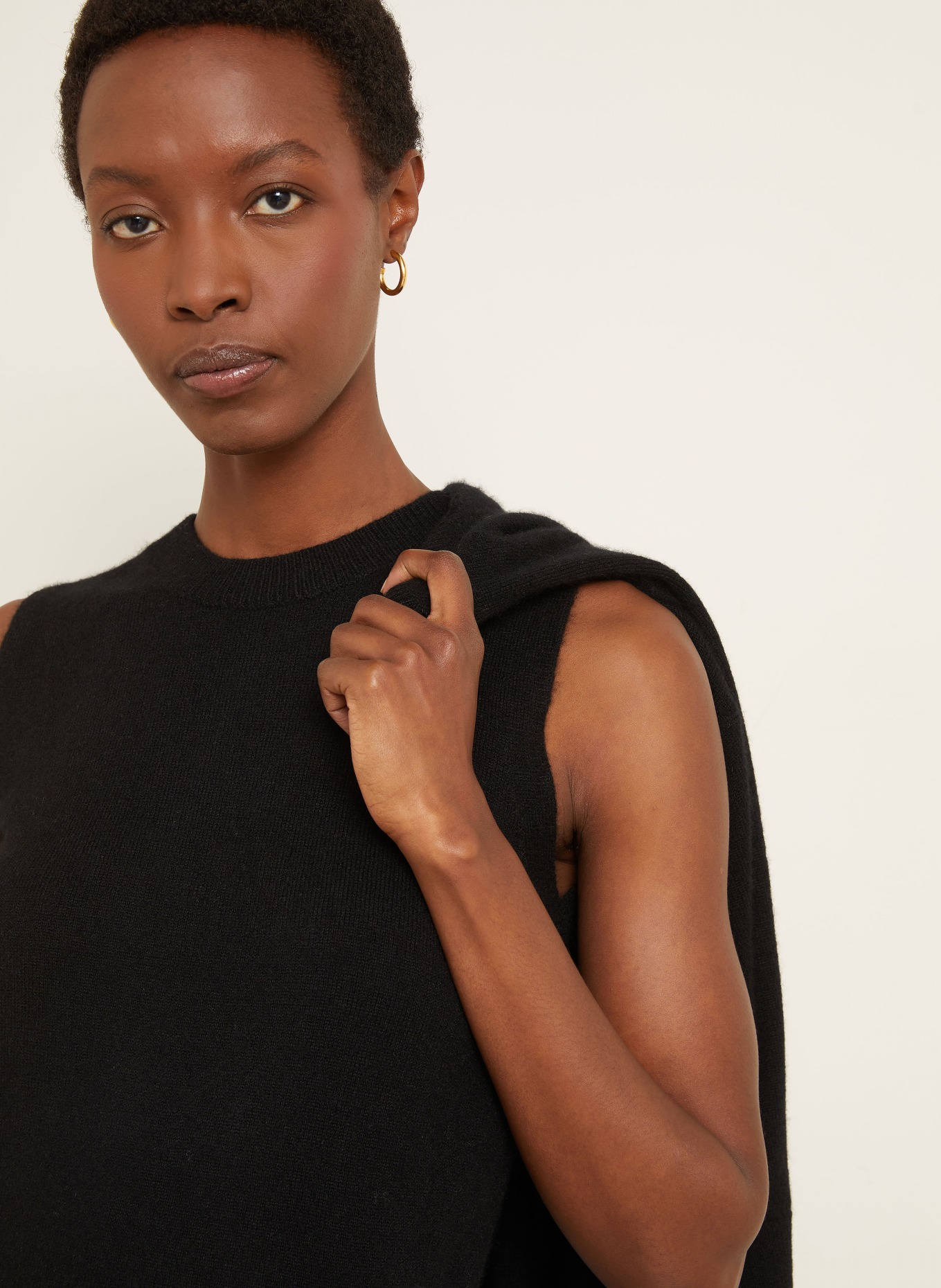 IRIS von ARNIM Sada ODELIA: top a svetr s kašmírem: ČERNÁ