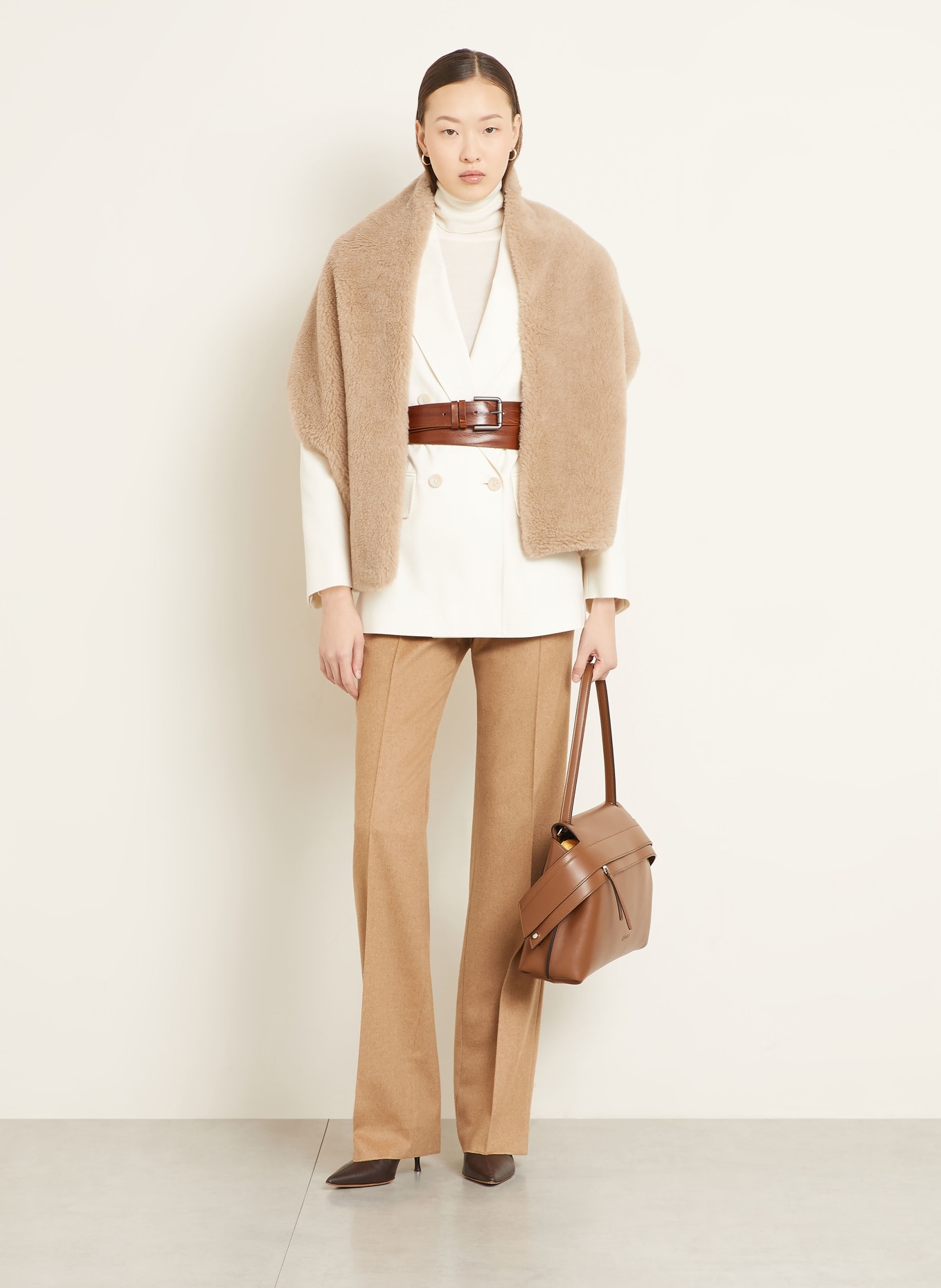 Max Mara Teddyfell-Stola LAUTO mit Alpaka: CAMEL