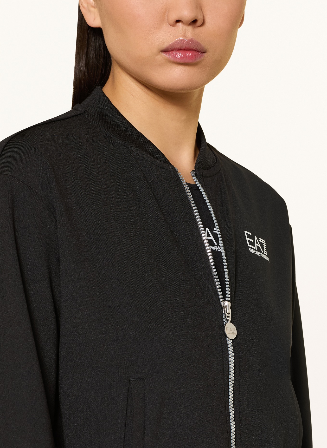 EA7 EMPORIO ARMANI Tréninková souprava: ČERNÁ