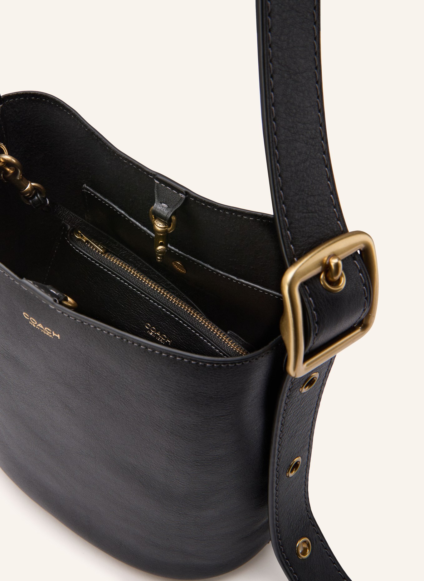 COACH Torba typu worek BLEECKER z woreczkiem: CZARNY