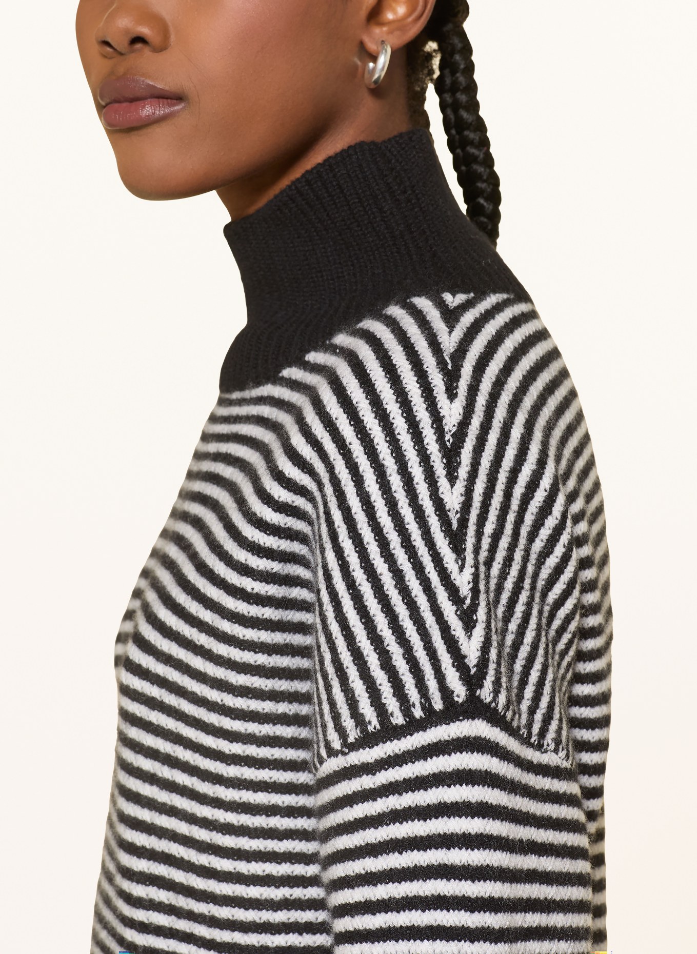 LISA YANG Kašmírový svetr: ČERNÁ / REŽNÁ