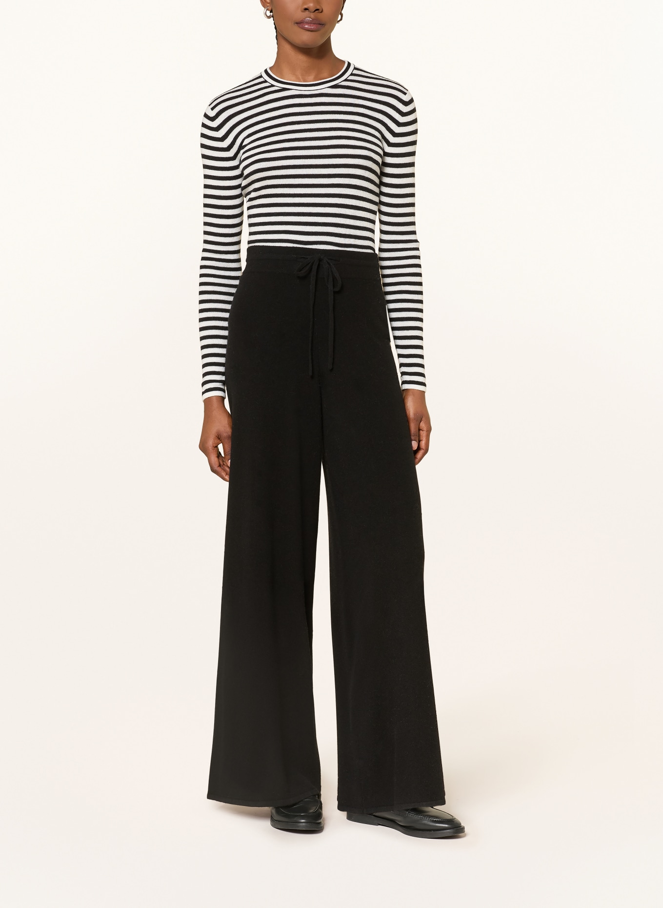 LISA YANG Svetr s kašmírem: ČERNÁ / BÍLÁ