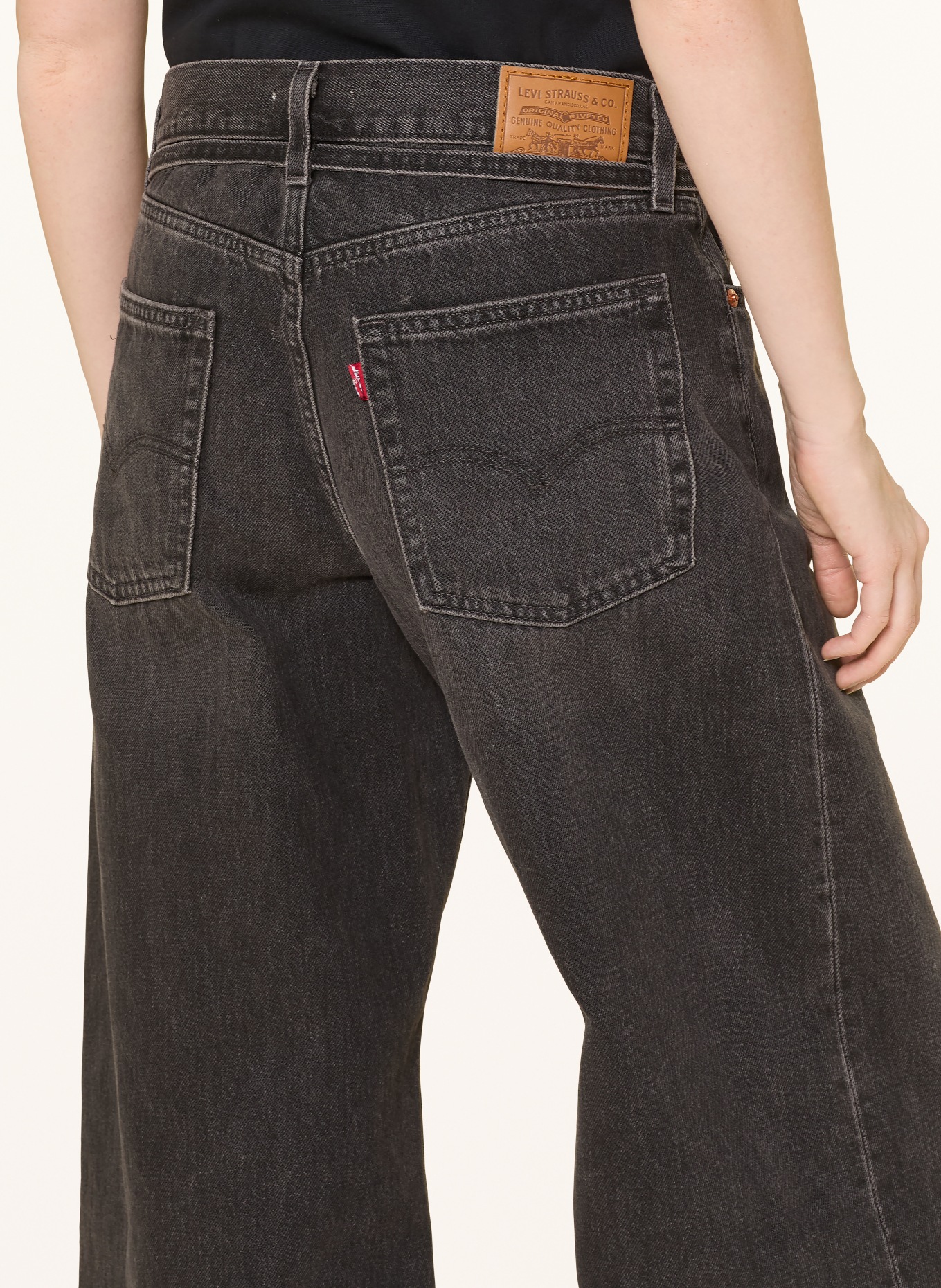 Levi's® Wide Leg Jeans XL STRAIGHT: 03 Blacks