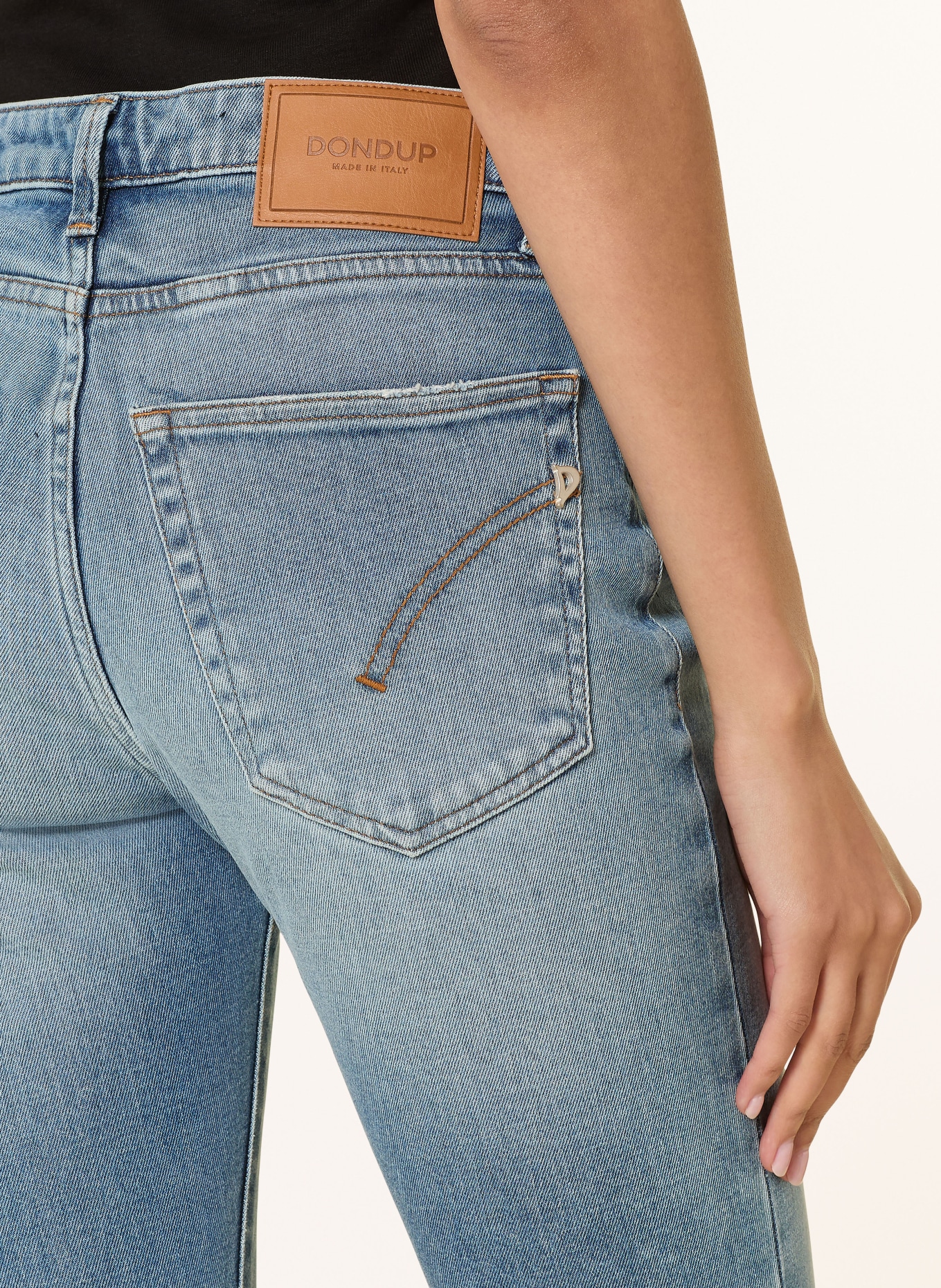 Dondup Džíny s rozšiřujícími se nohavicemi MANDY: 800 HELLBLAU