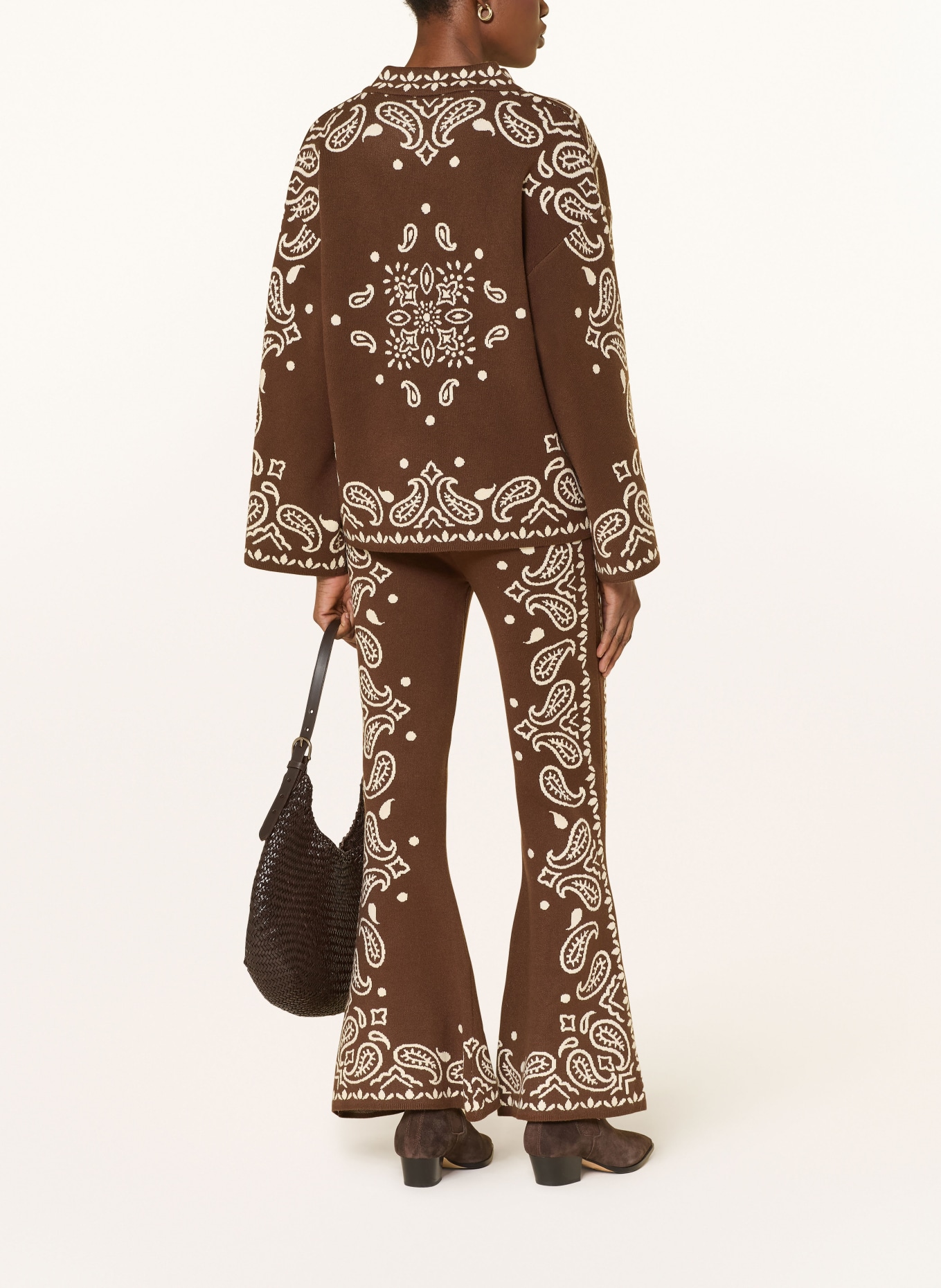 FARM RIO svetr: TMAVĚ HNĚDÁ / BÍLÁ