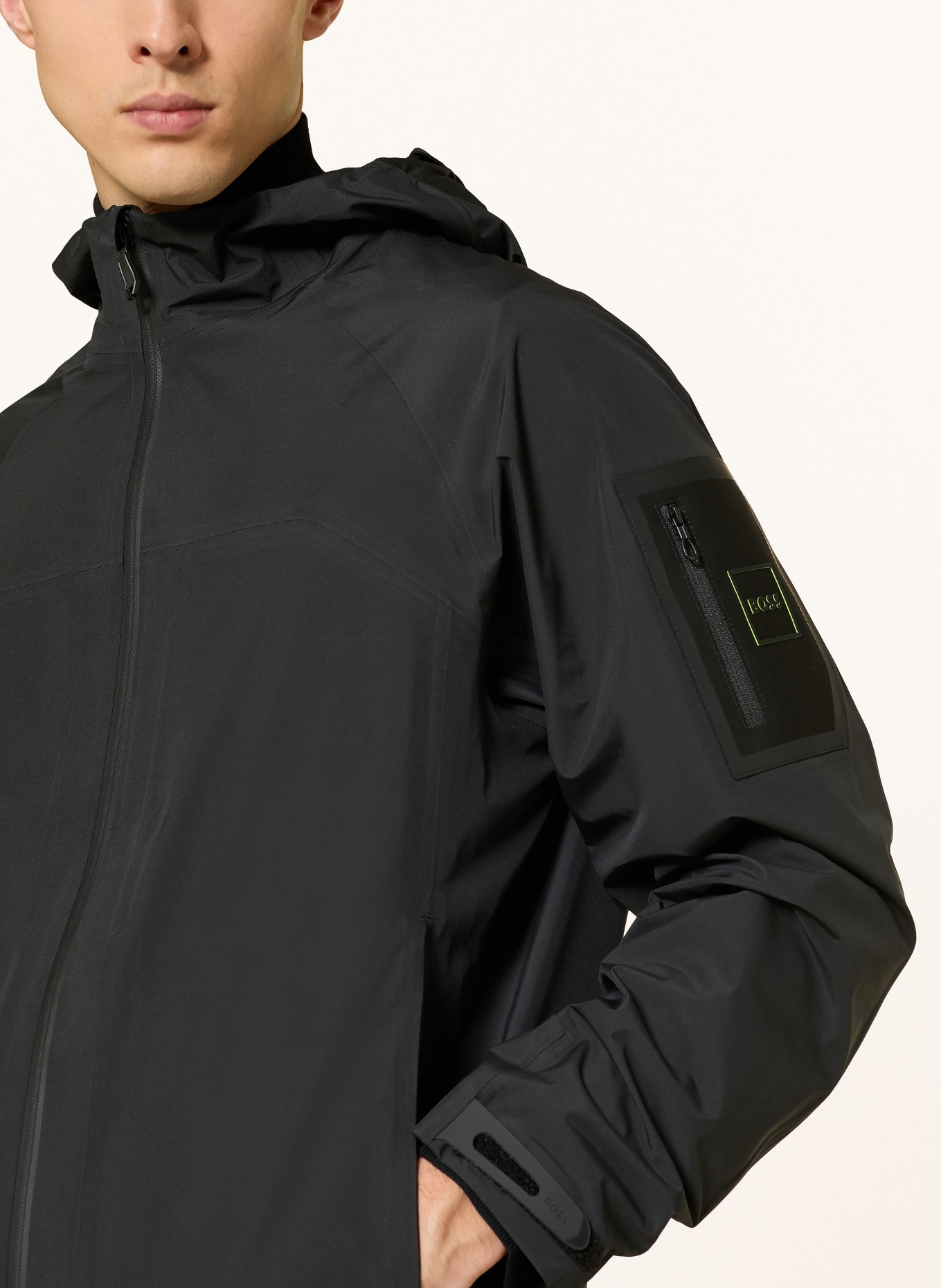 BOSS Regenjacke TOUR: SCHWARZ
