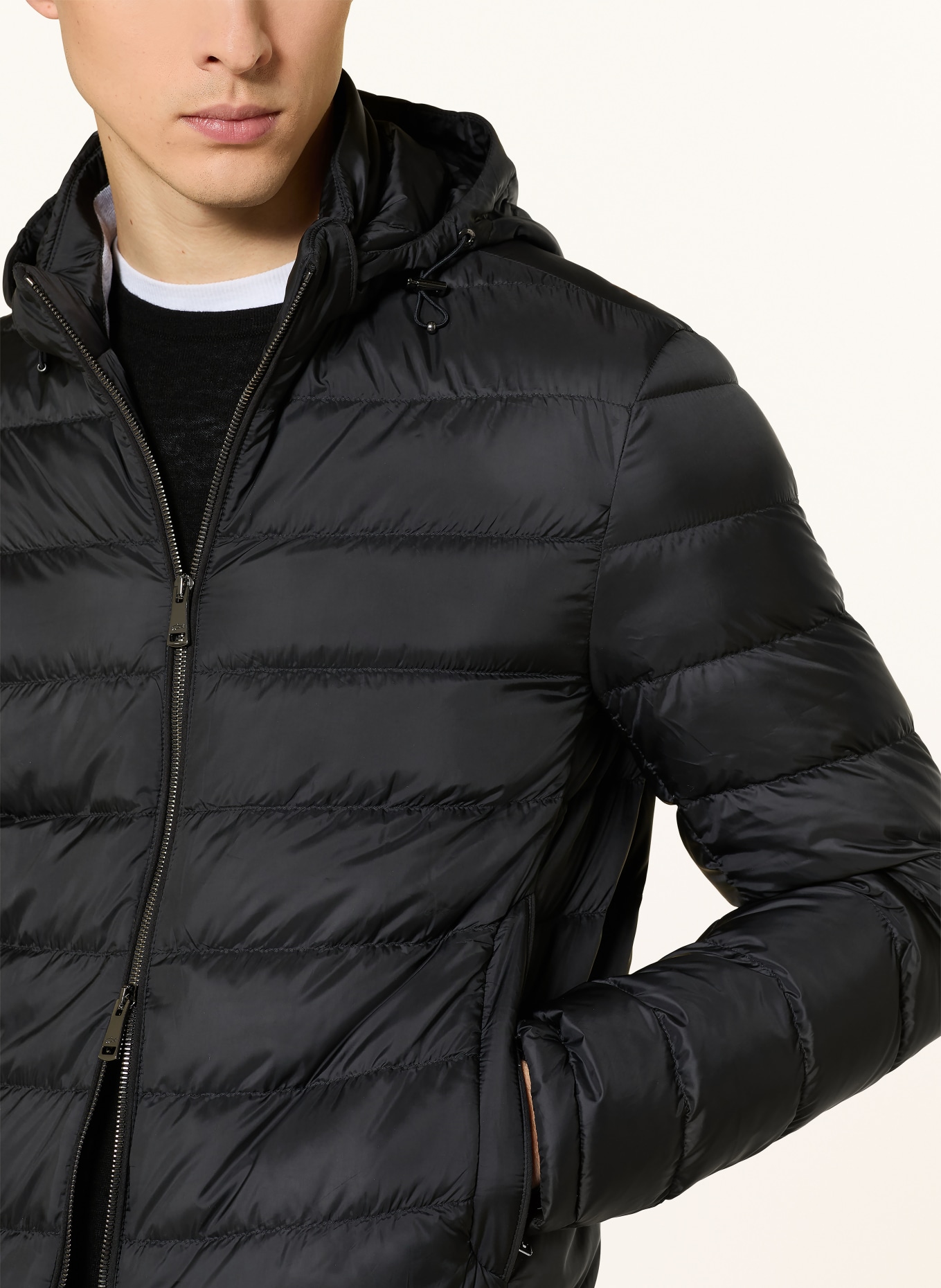 PAUL & SHARK Lightweight-Daunenjacke mit abnehmbarer Kapuze: SCHWARZ