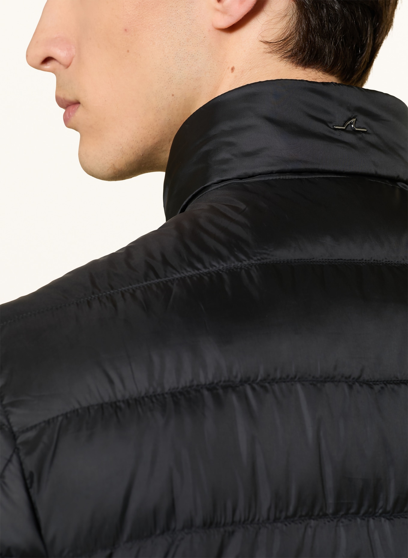 PAUL & SHARK Lightweight-Daunenjacke mit abnehmbarer Kapuze: SCHWARZ