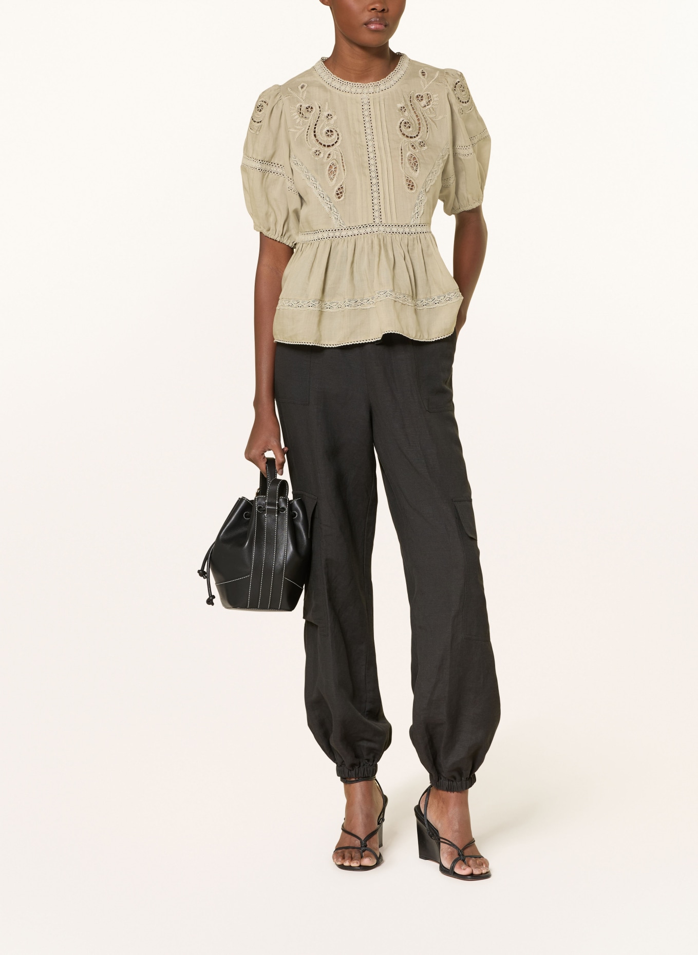 MRS & HUGS Blůza z krajky s otvory: OLIVOVÁ