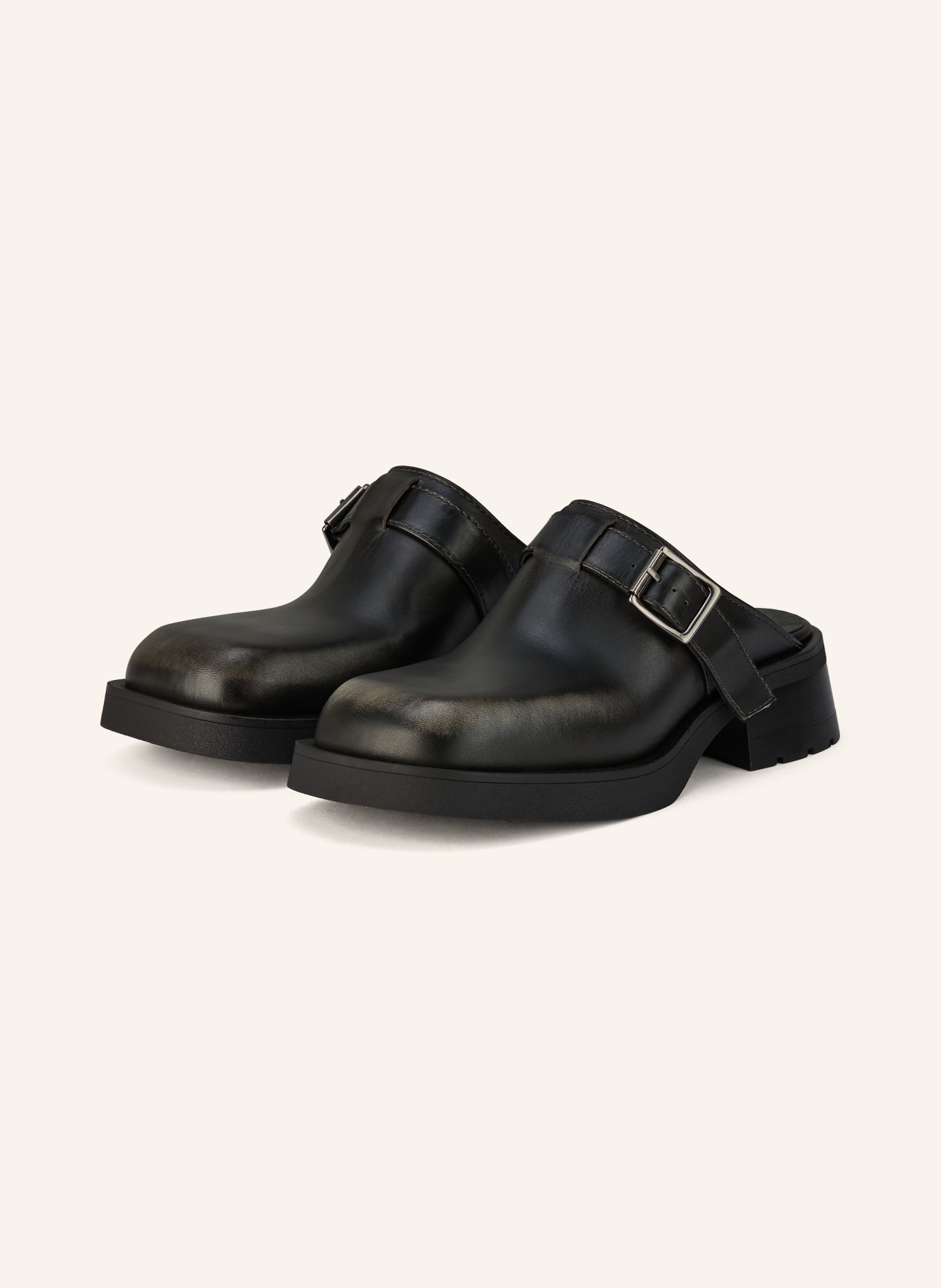 MIISTA Mules AROA: SCHWARZ