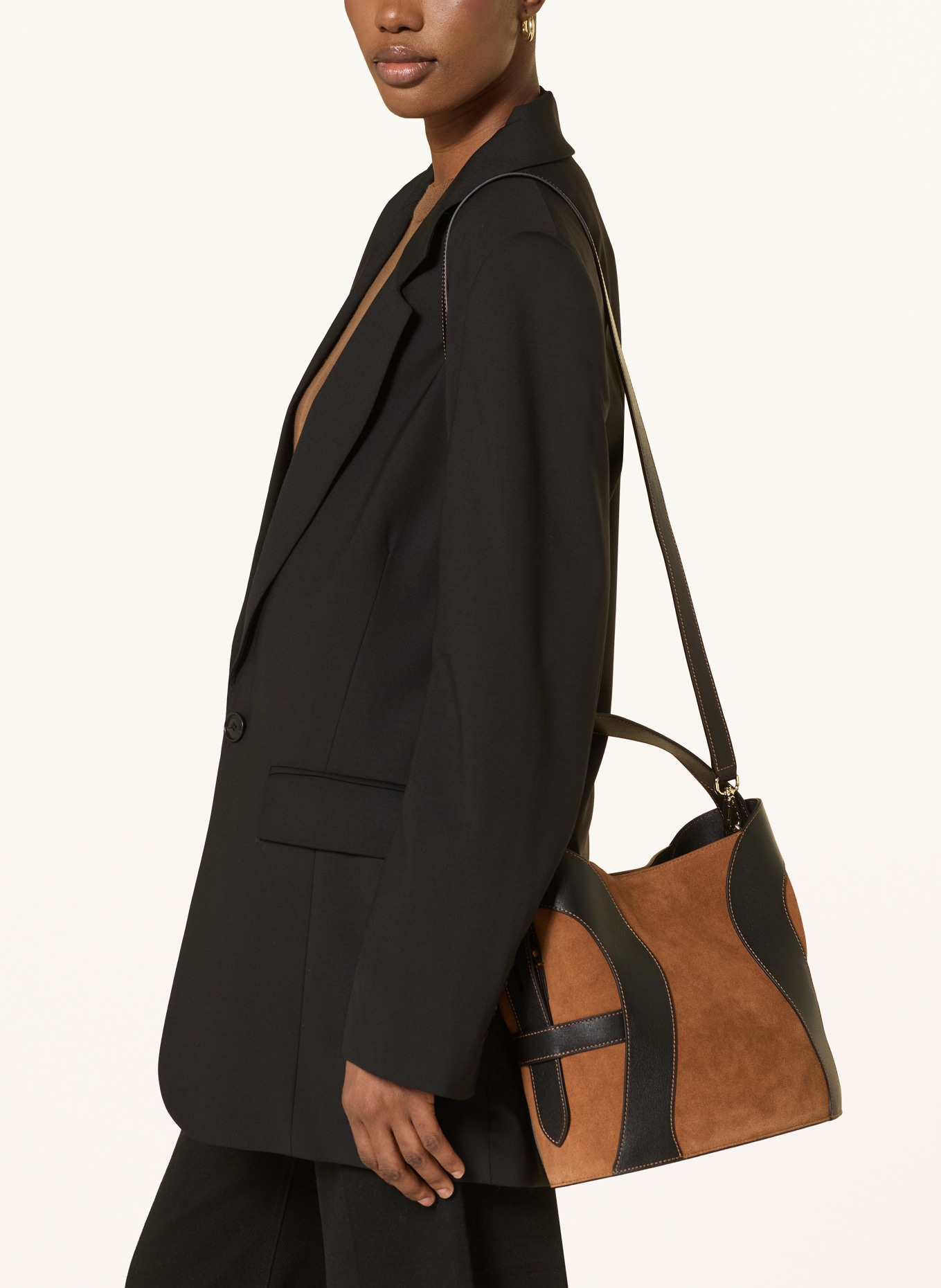 AIGNER Handtas DEBORAH: COGNAC / ZWART