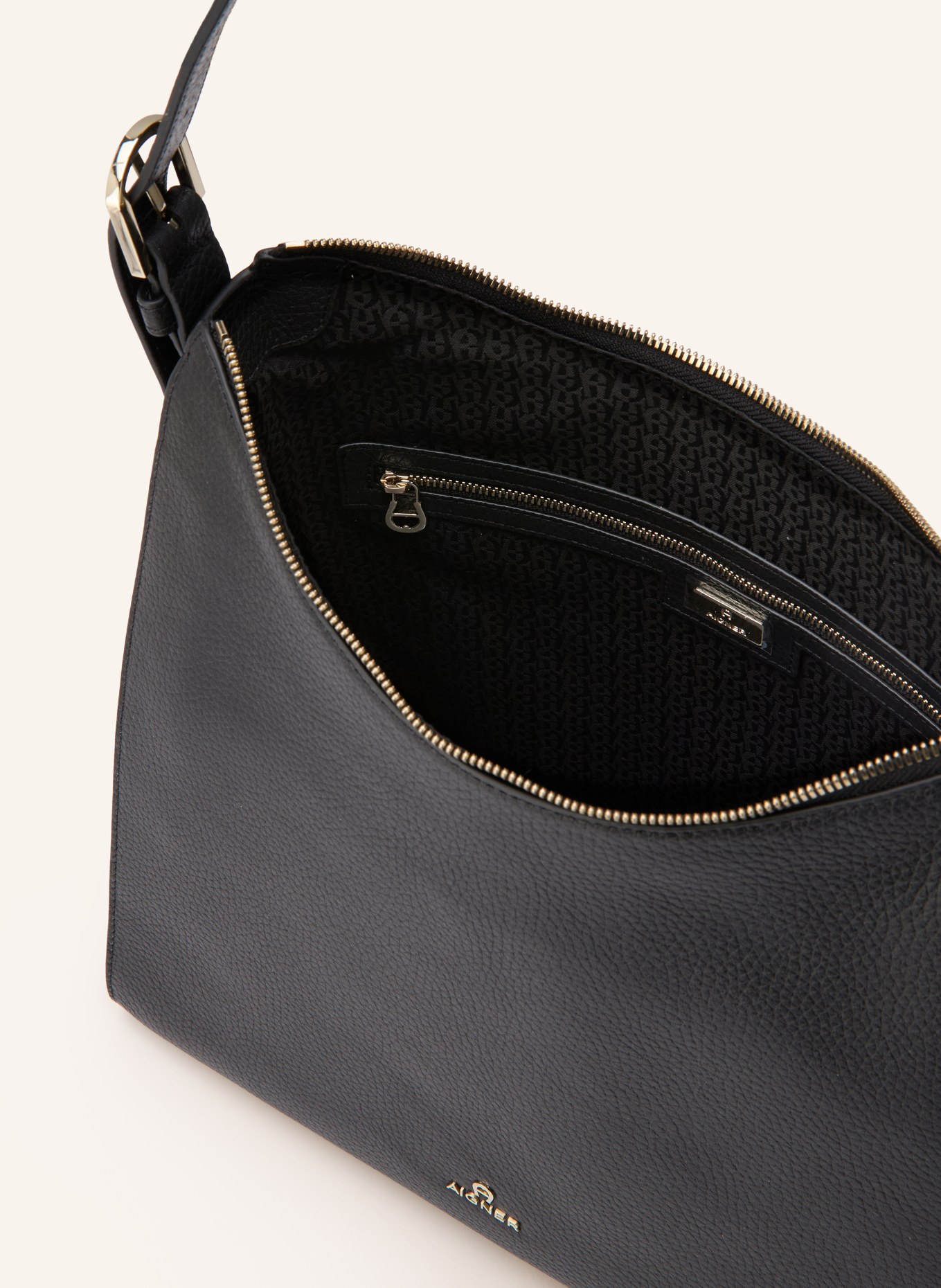 AIGNER IVY LARGE drawstring bag: BLACK