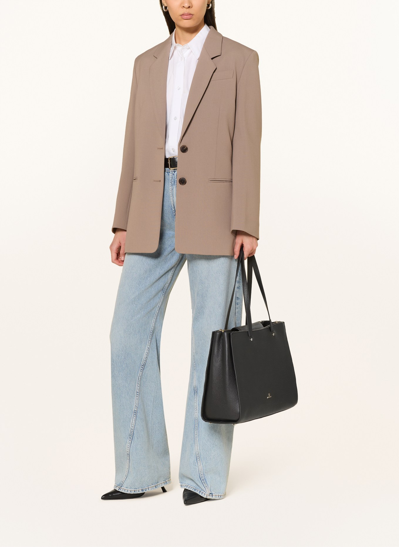 AIGNER Shopper IVY LARGE: ZWART / GOUD