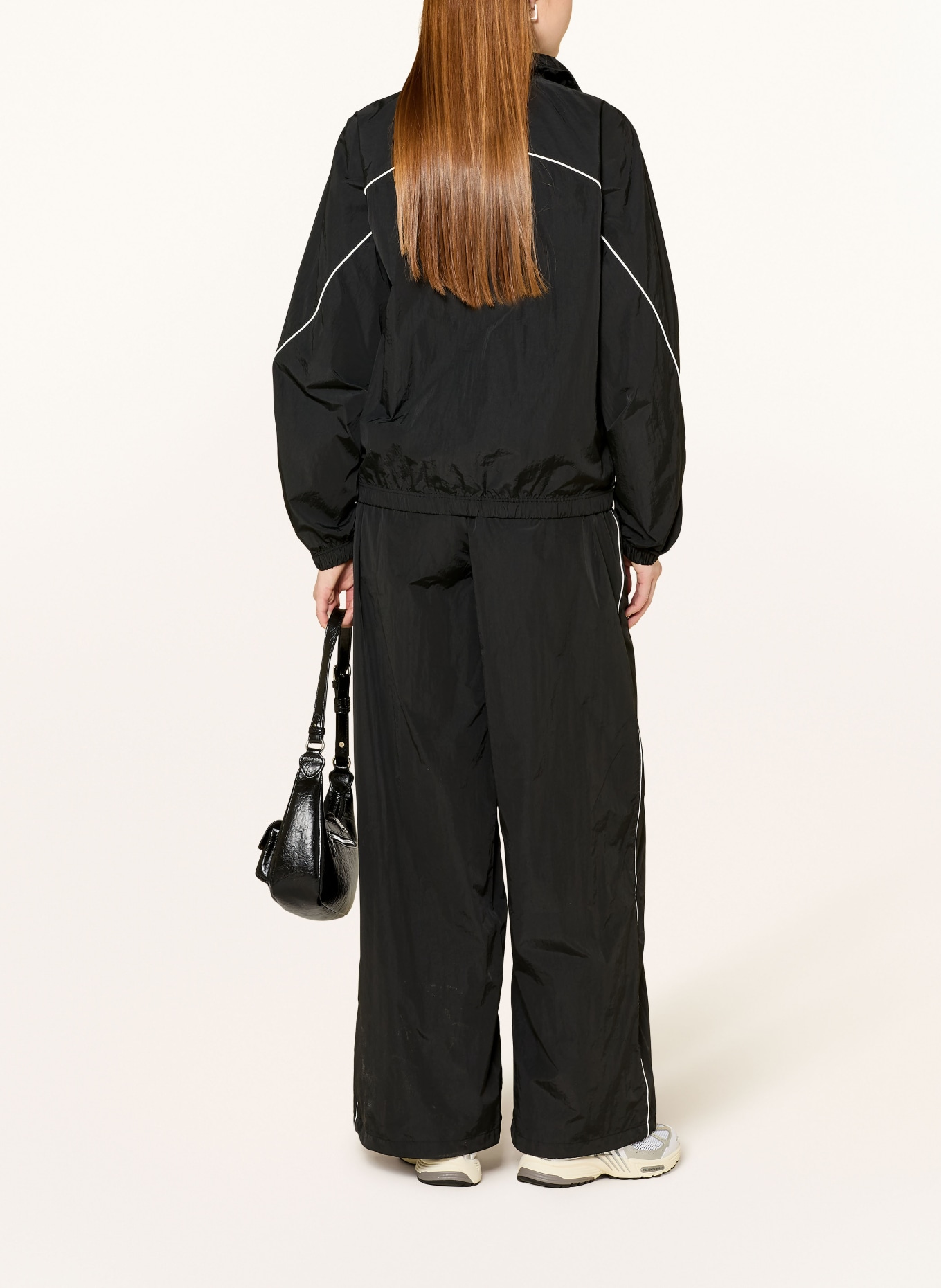 TOMMY JEANS Track Pants: SCHWARZ / WEISS