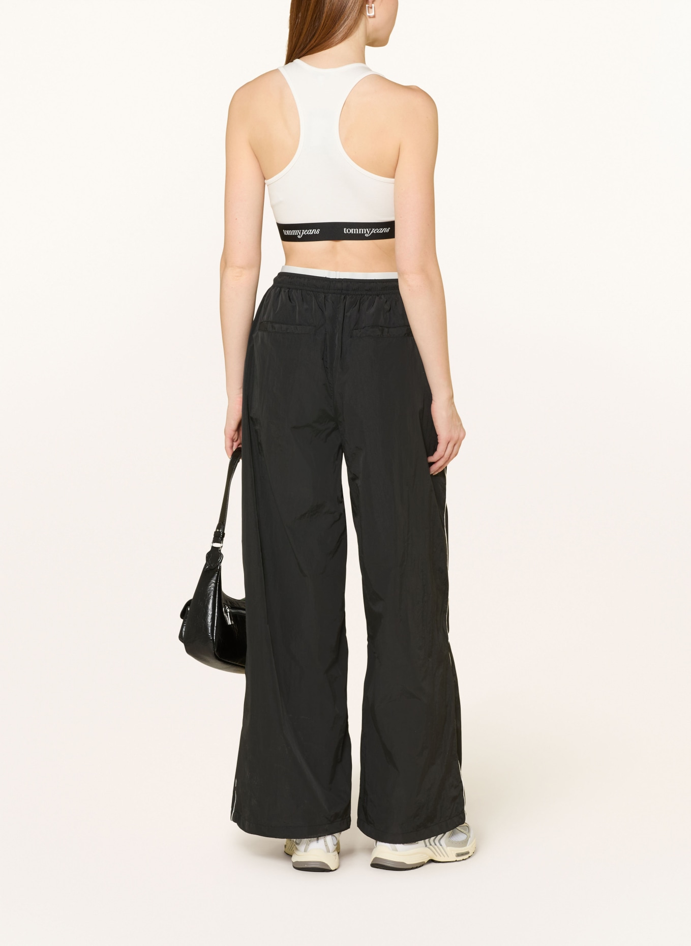 TOMMY JEANS Sport-BH: WEISS / SCHWARZ