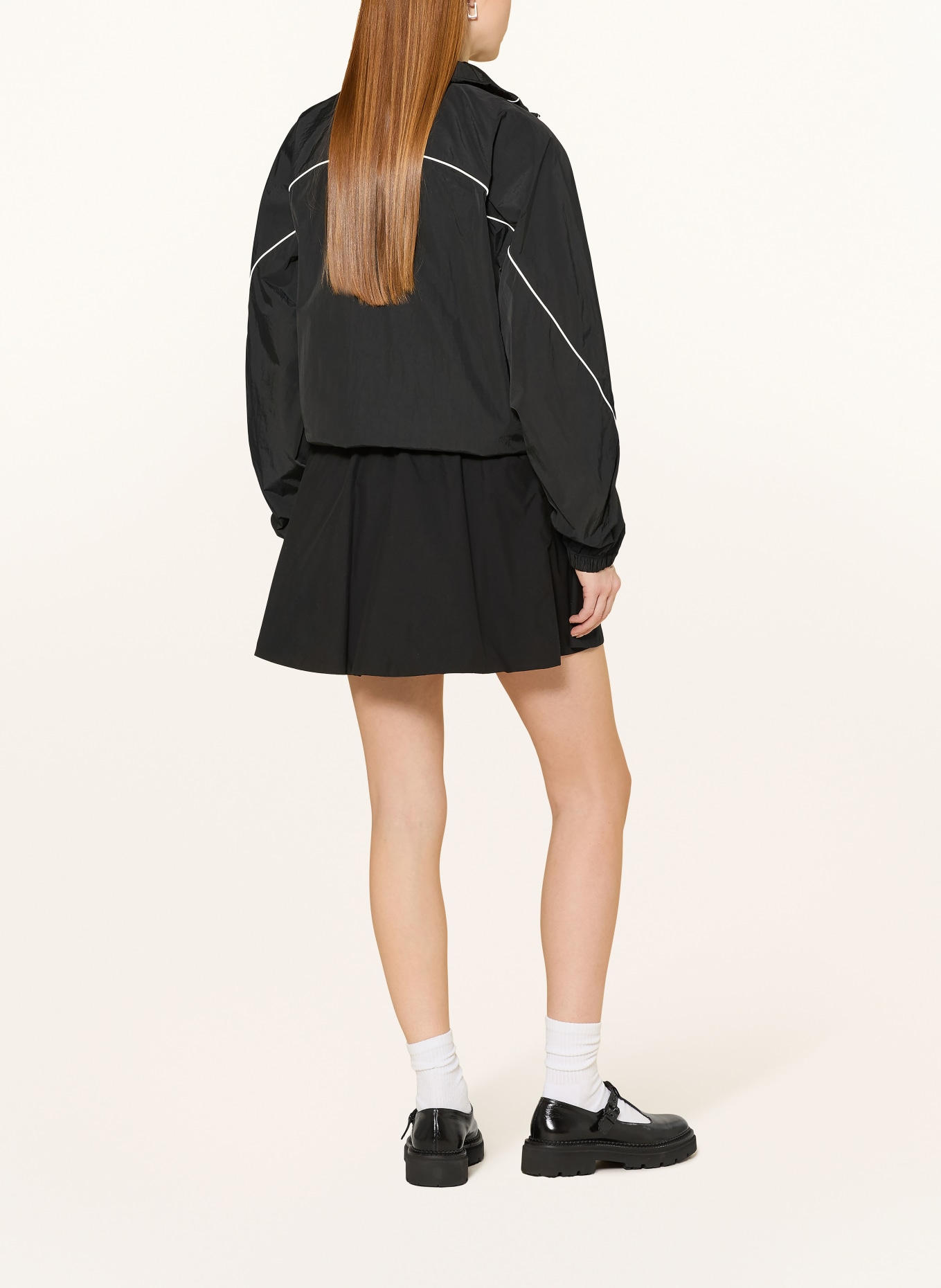 TOMMY JEANS Rock: SCHWARZ / WEISS