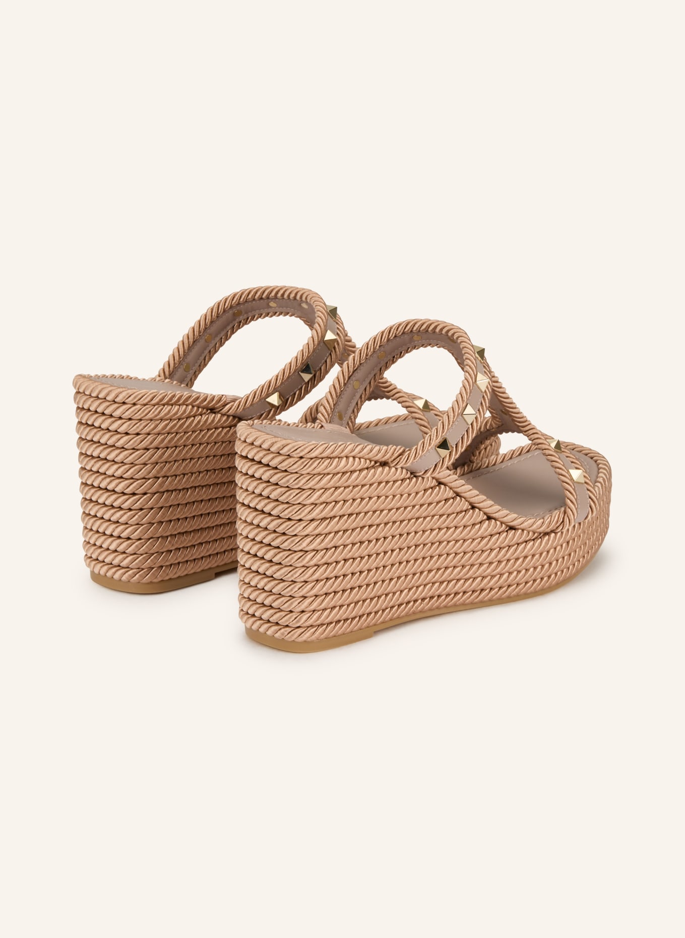 VALENTINO GARAVANI Kliny ROCKSTUD TORCHON z ćwiekami: BLADORÓŻOWY / ZŁOTY