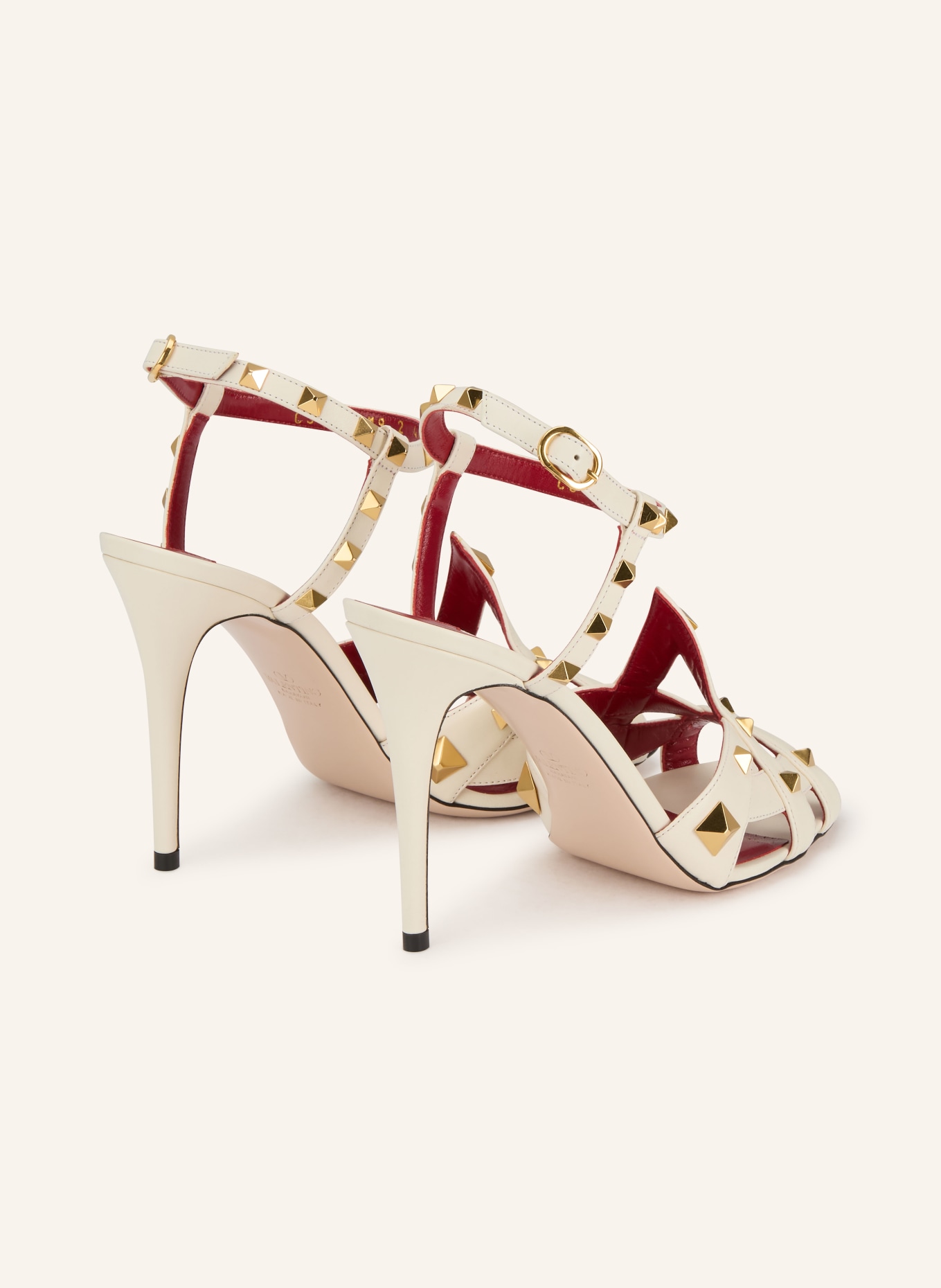 VALENTINO GARAVANI Sandały VG STUDDY z nitami: KREMOWY / ZŁOTY