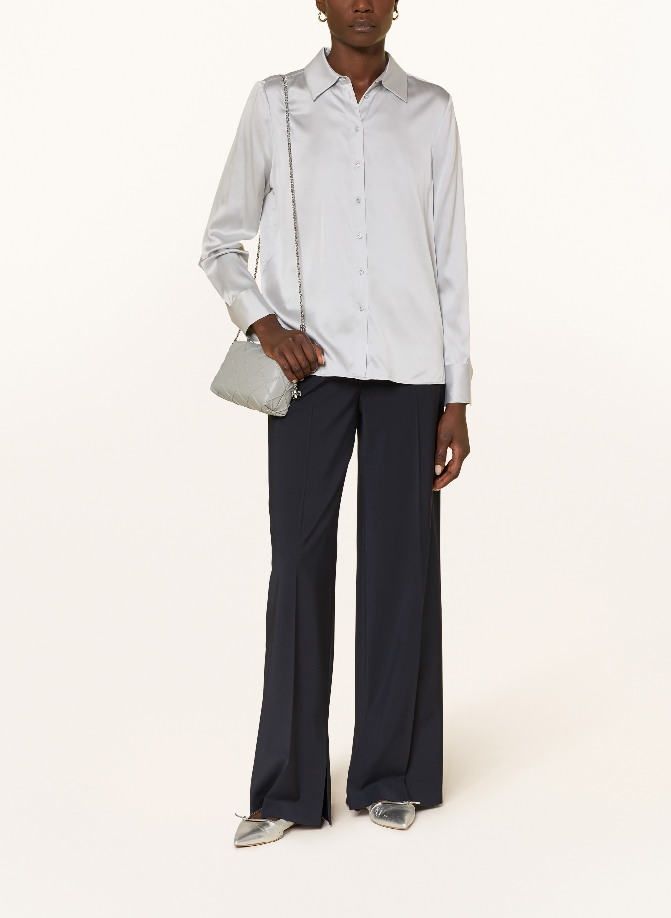 HERZEN'S ANGELEGENHEIT Hedvábná košile: STŘÍBRNÁ