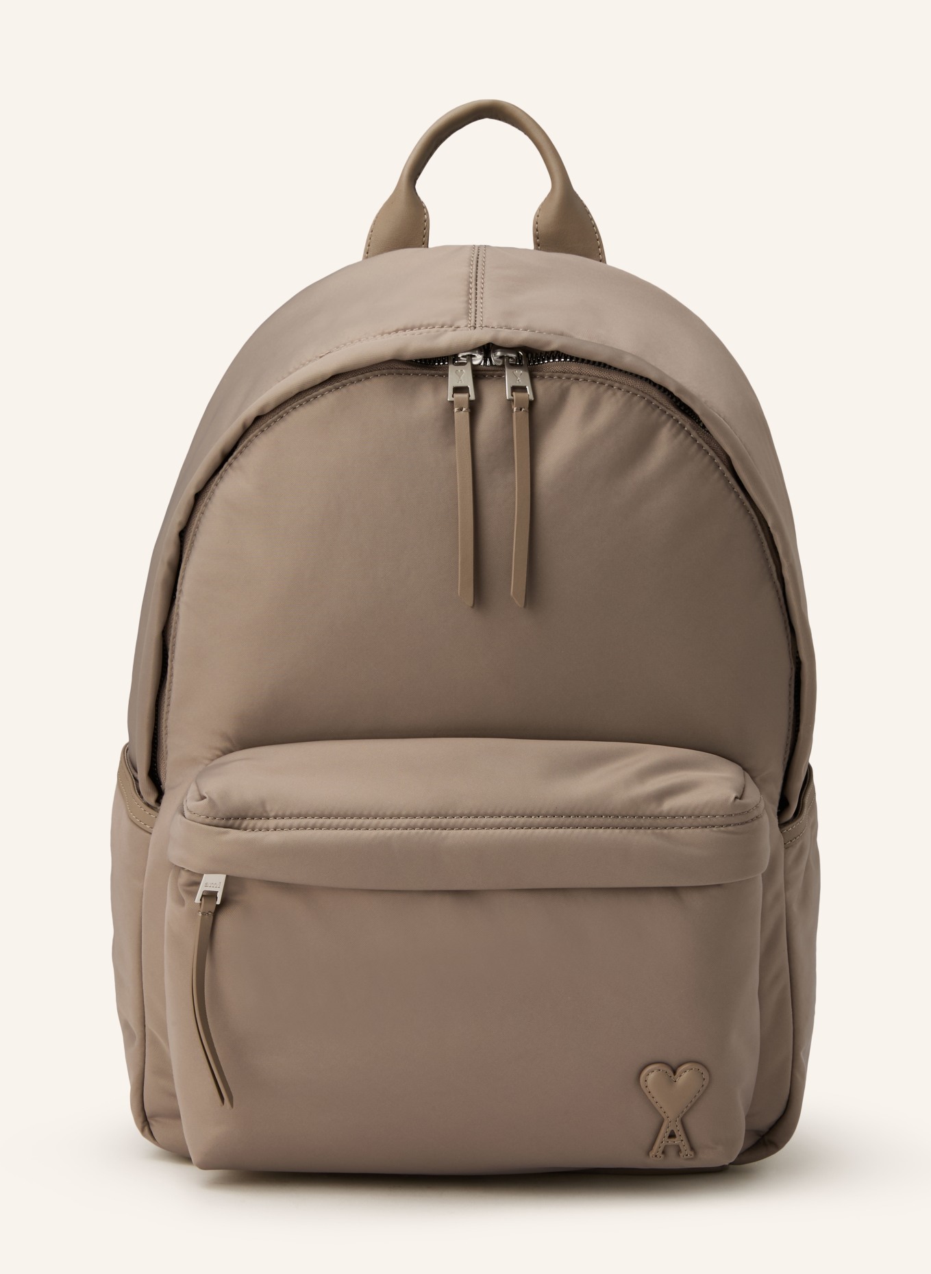 AMI PARIS Rucksack: TAUPE / SILBER