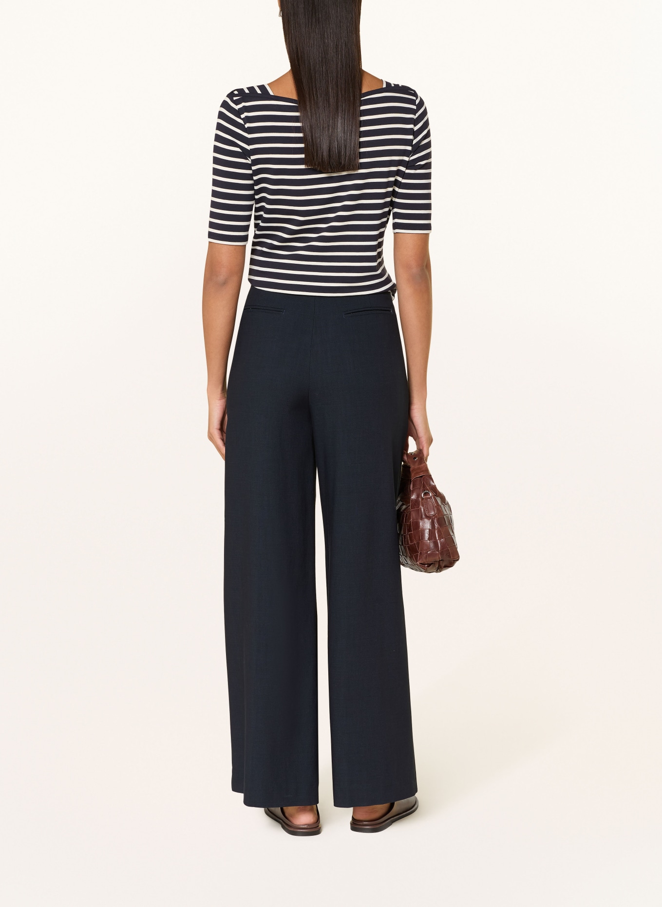 comma T-shirt: DARK BLUE / WHITE