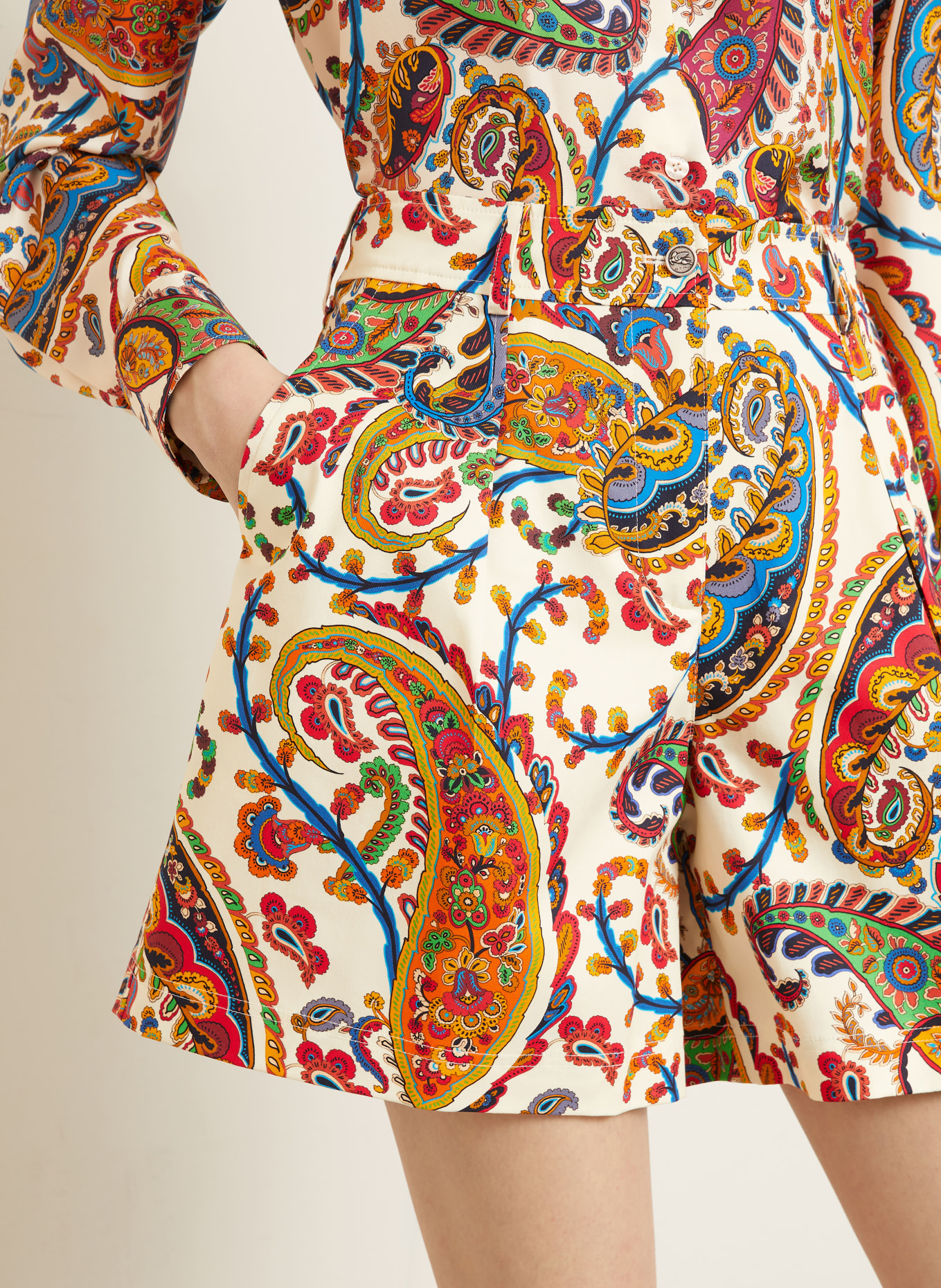 ETRO Shorts: CREME / ORANGE / BLAU