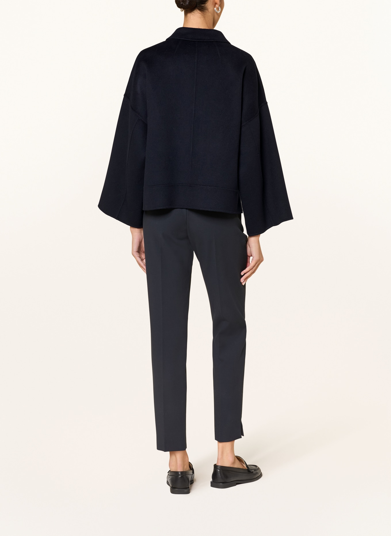 windsor. jacket: DARK BLUE