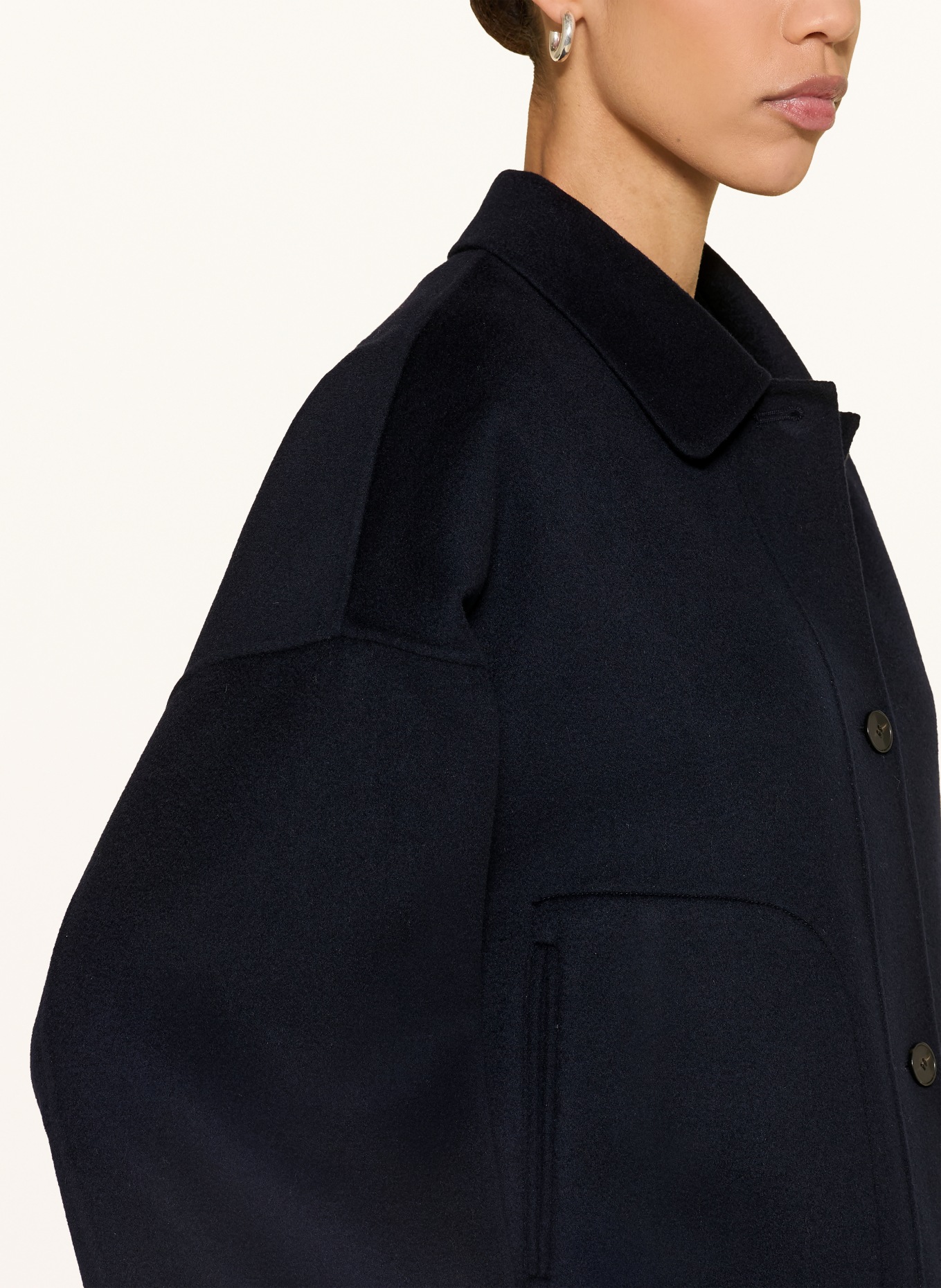 windsor. jacket: DARK BLUE