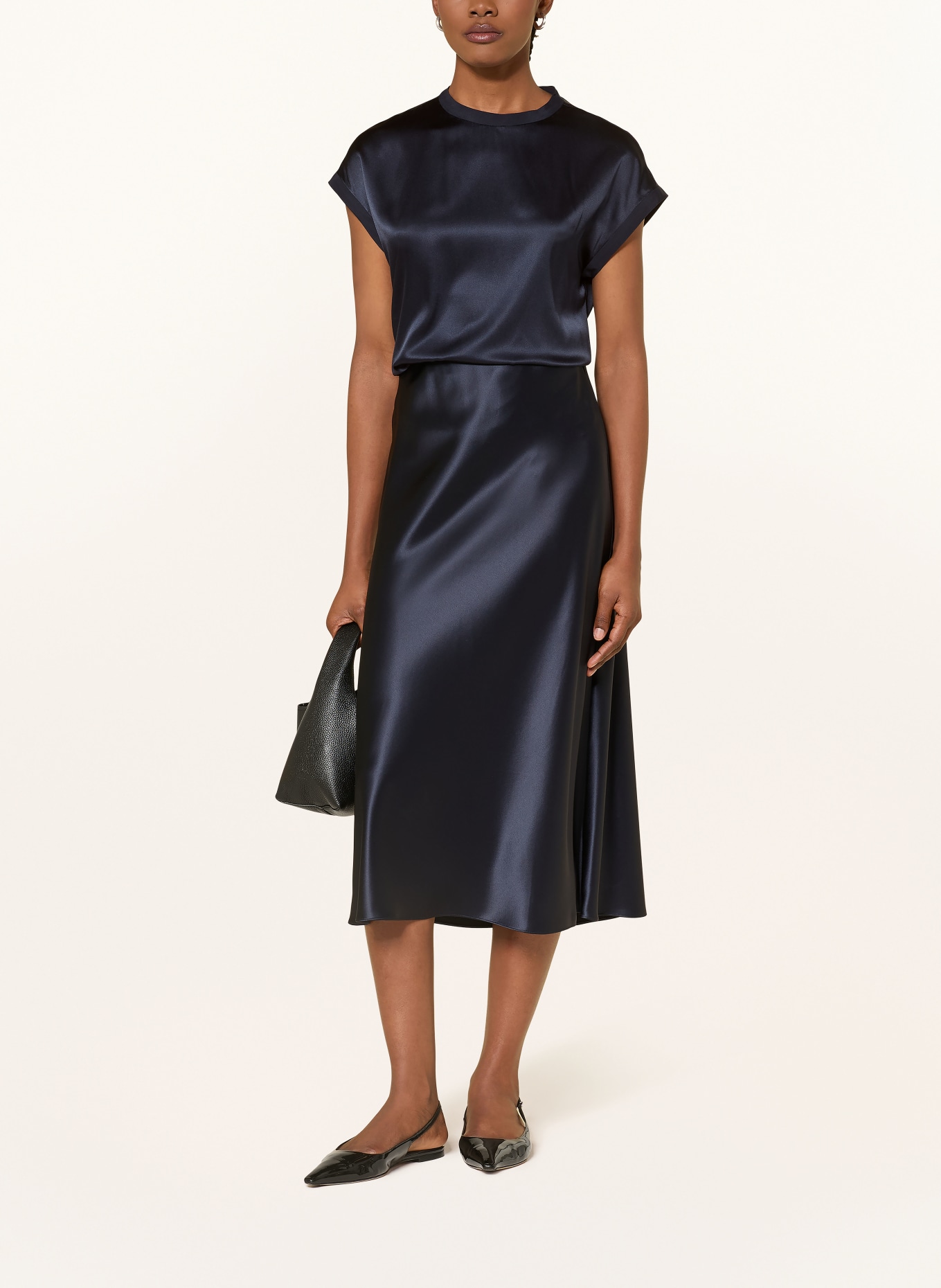 (THE MERCER) N.Y. Hedvábná halenka: TMAVĚ MODRÁ