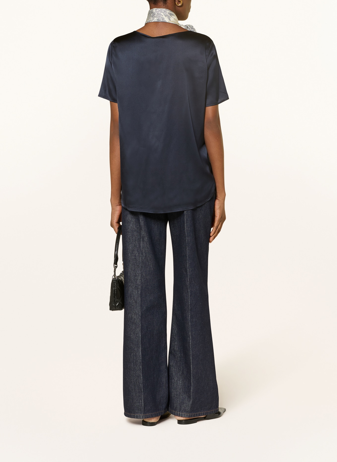 (THE MERCER) N.Y. Blusentop aus Seide: DUNKELBLAU